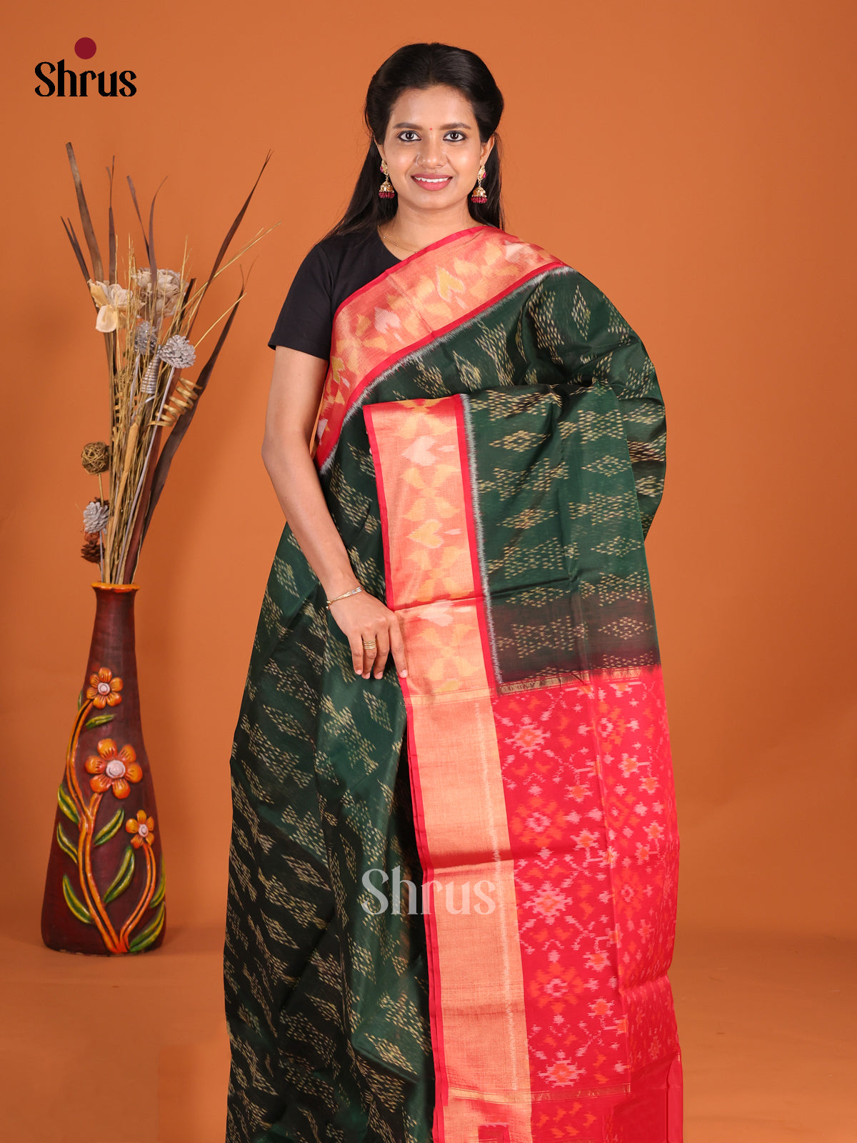 Green & Red - Pochampally sico Saree