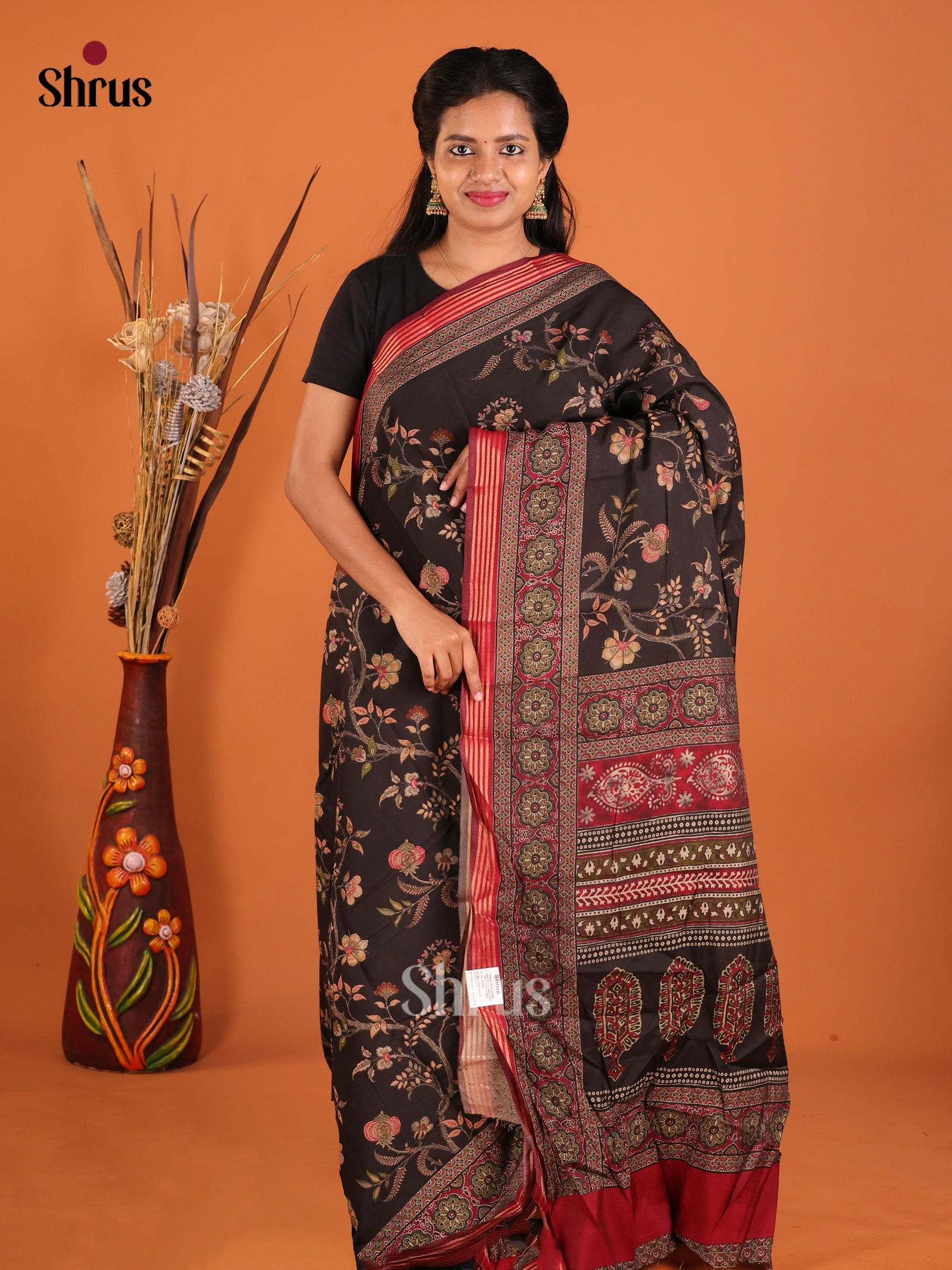 DHS20299 - Art Modal Saree - Shop on Shrus.com