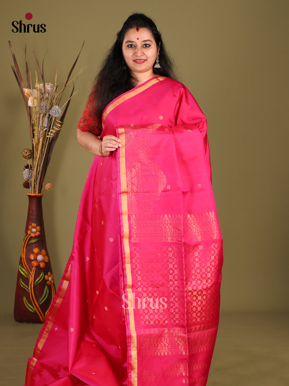 Pink single tone Soft Silk Saree with gleams with zari buttas - Shop on Shrus.com