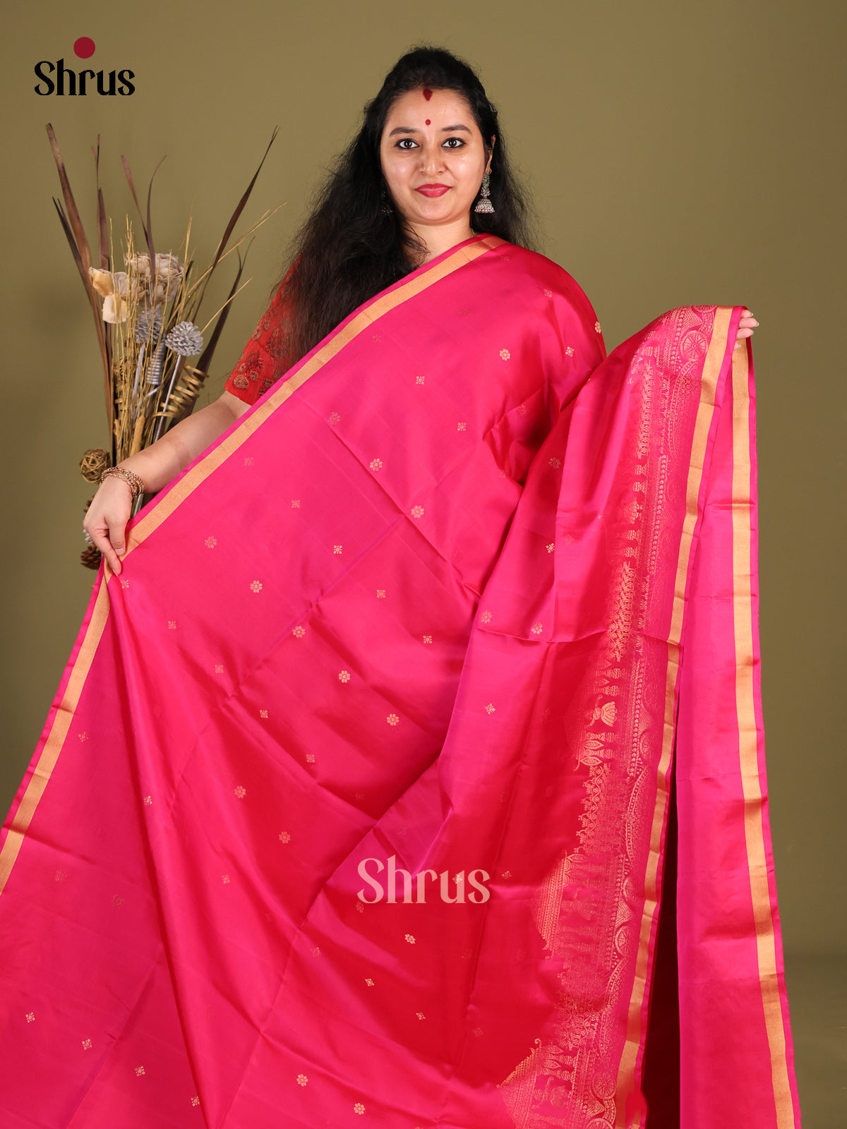 Pink single tone Soft Silk Saree with gleams with zari buttas - Shop on Shrus.com