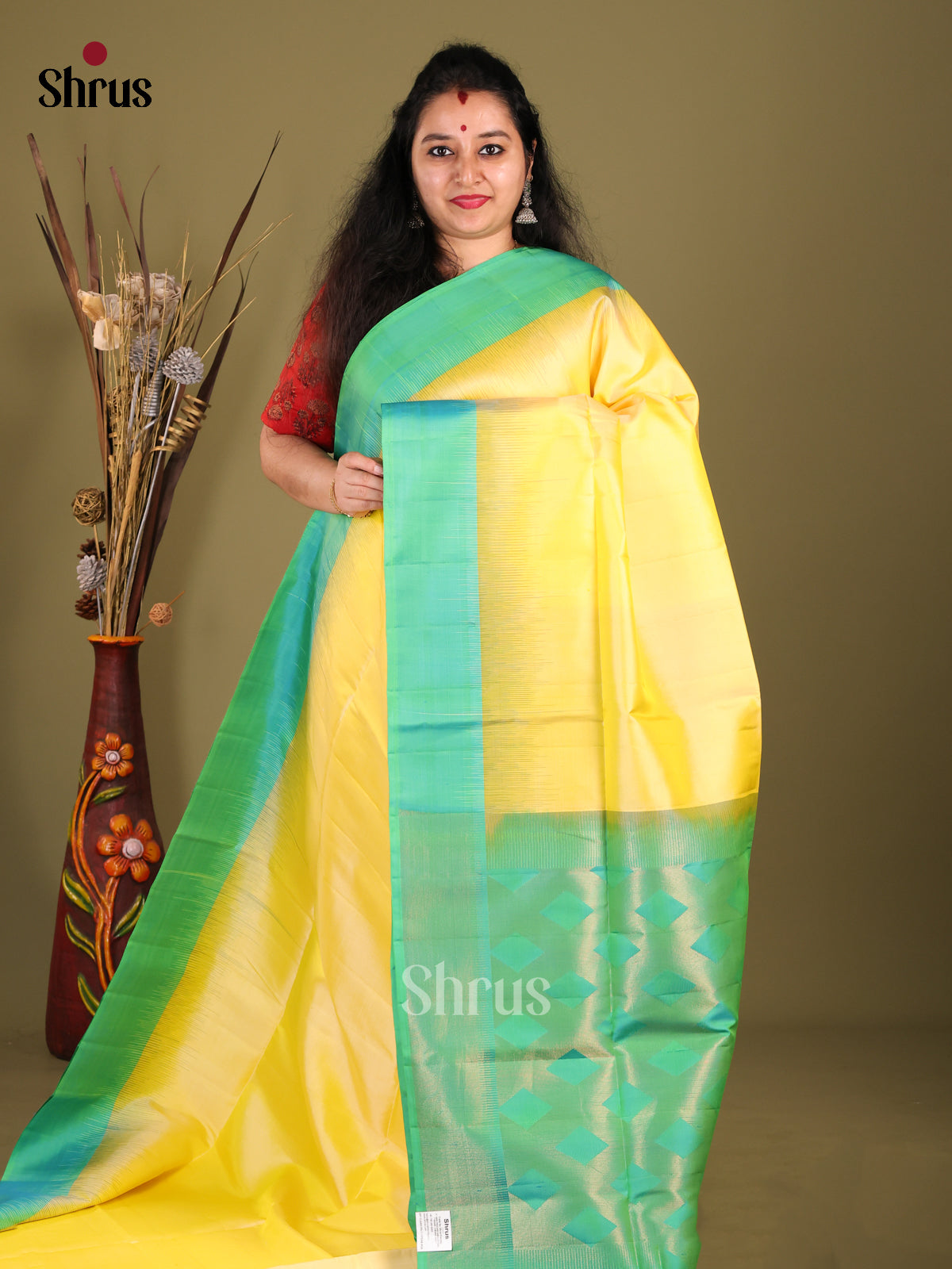 Radiant Lemon Yellow Soft Silk Saree With Green Border & ZAri Brocade Pallu