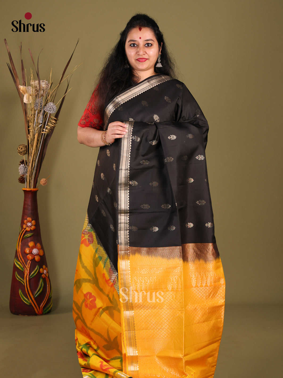 Stunning Yellow & Black half & Half Soft Silk Saree with floral nestling pattern