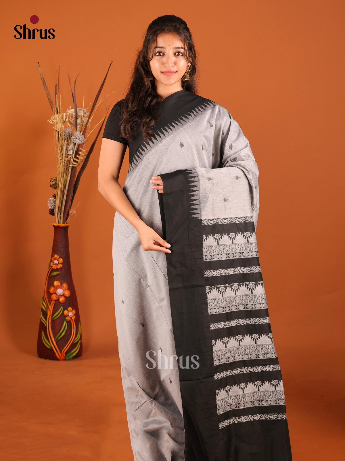 Grey & Black - Kalyani Cotton Saree - Shop on Shrus.com