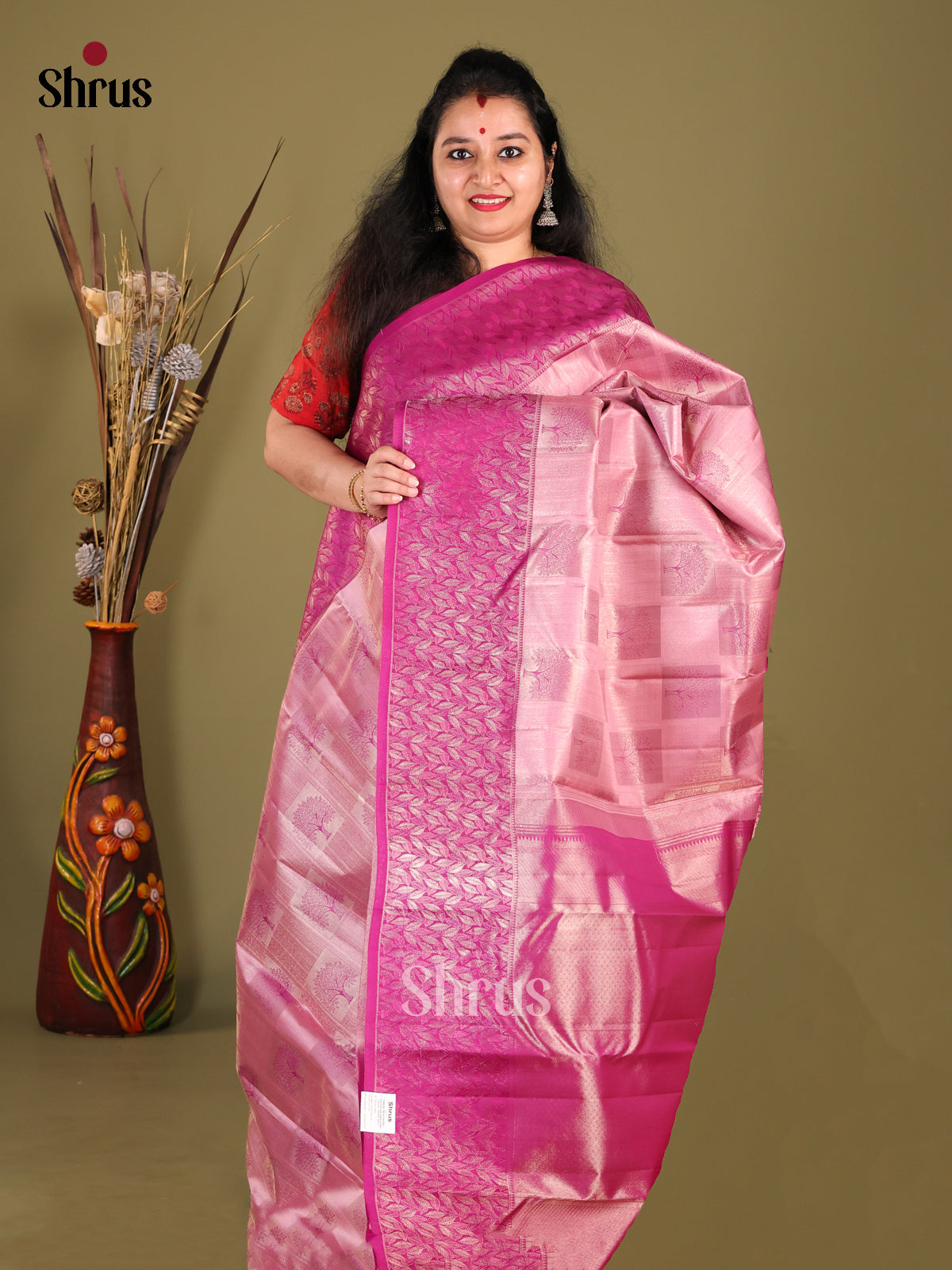 Onion Pink & Purple Kanchipuram silk Saree with rich zari border