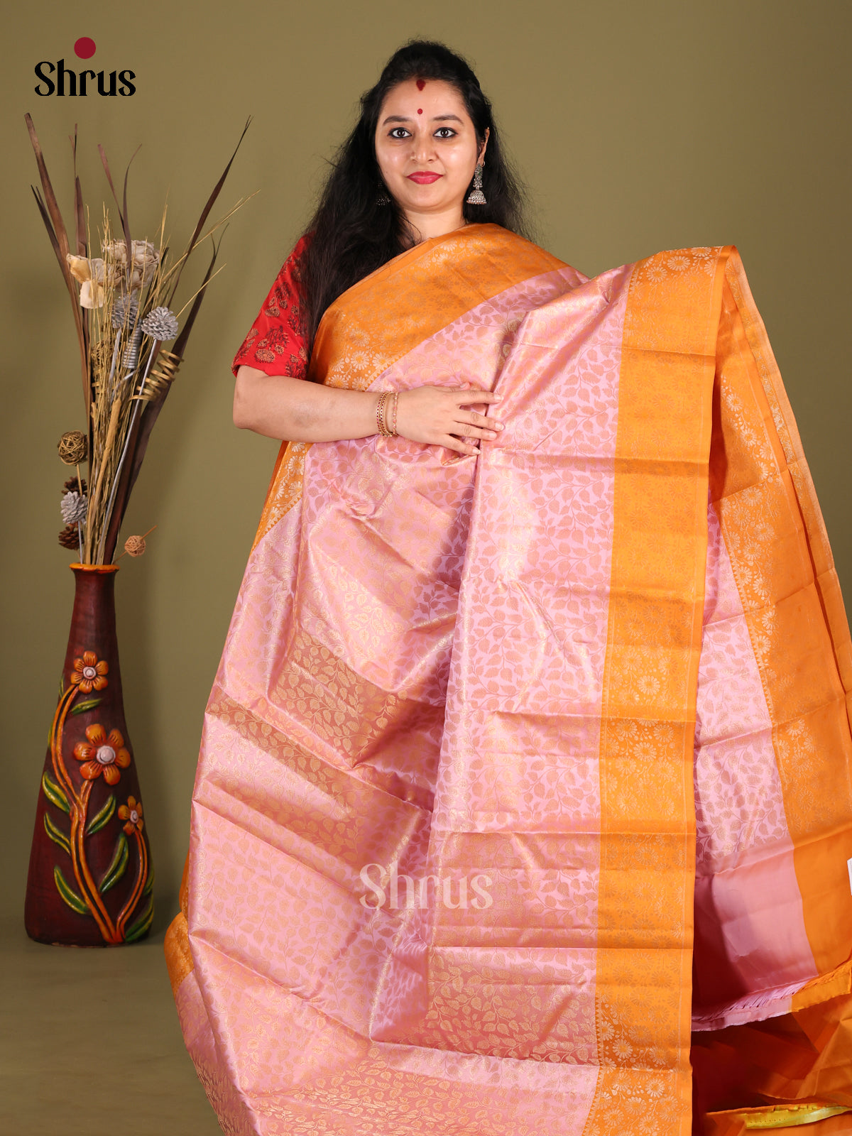 Elegant Pink Kanchipuram silk Saree with zari floral nestling brocade & Orange Border -1