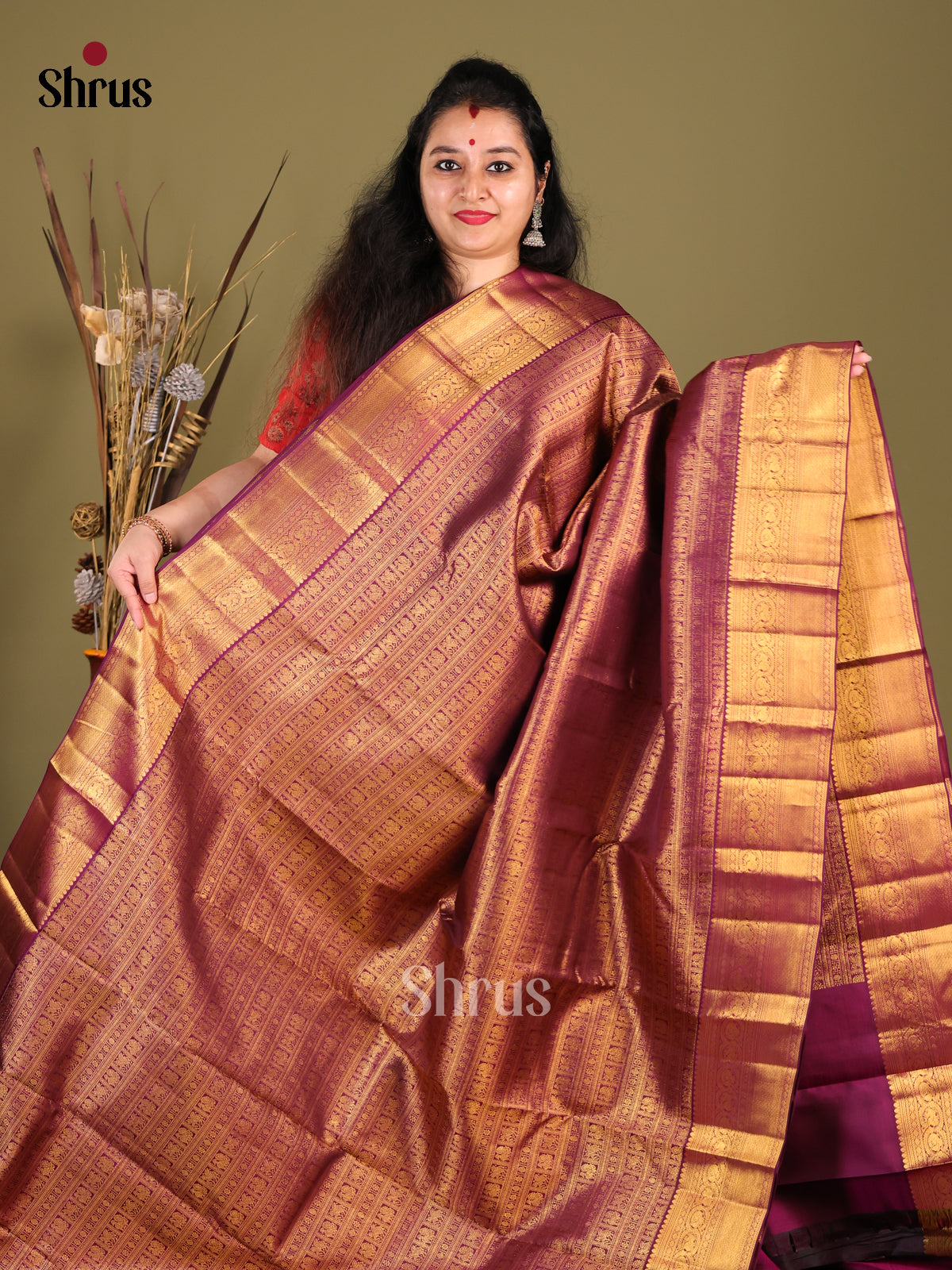 Glistening Purple Kanjivaram silk Saree with rich Golden Brocade Body & Zari Woven Border - Shop on Shrus.com