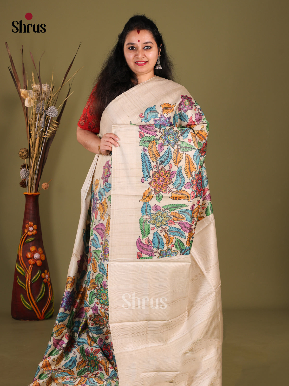 Cream (Single tone)- Tussar Saree