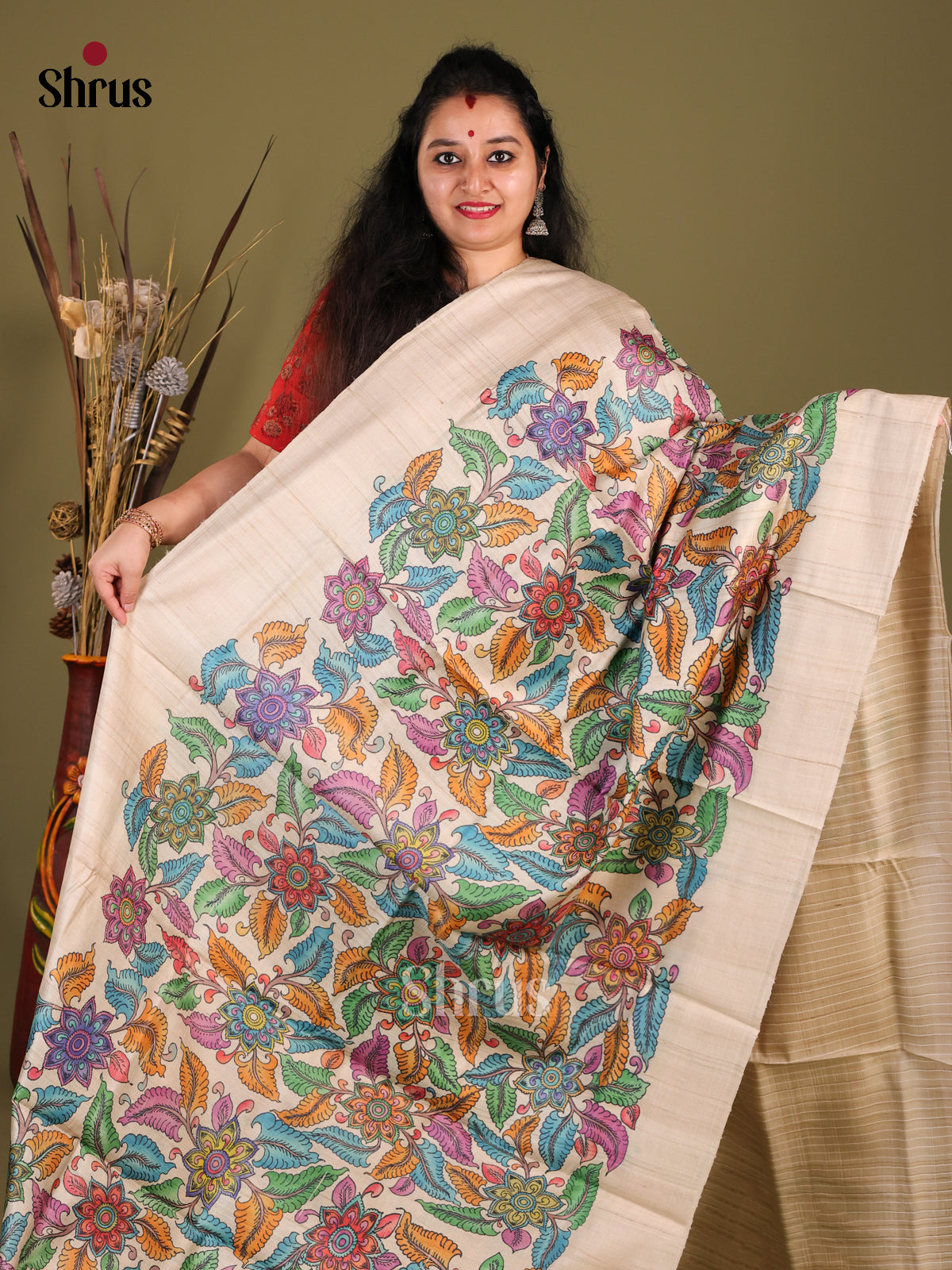 Cream (Single tone)- Tussar Saree