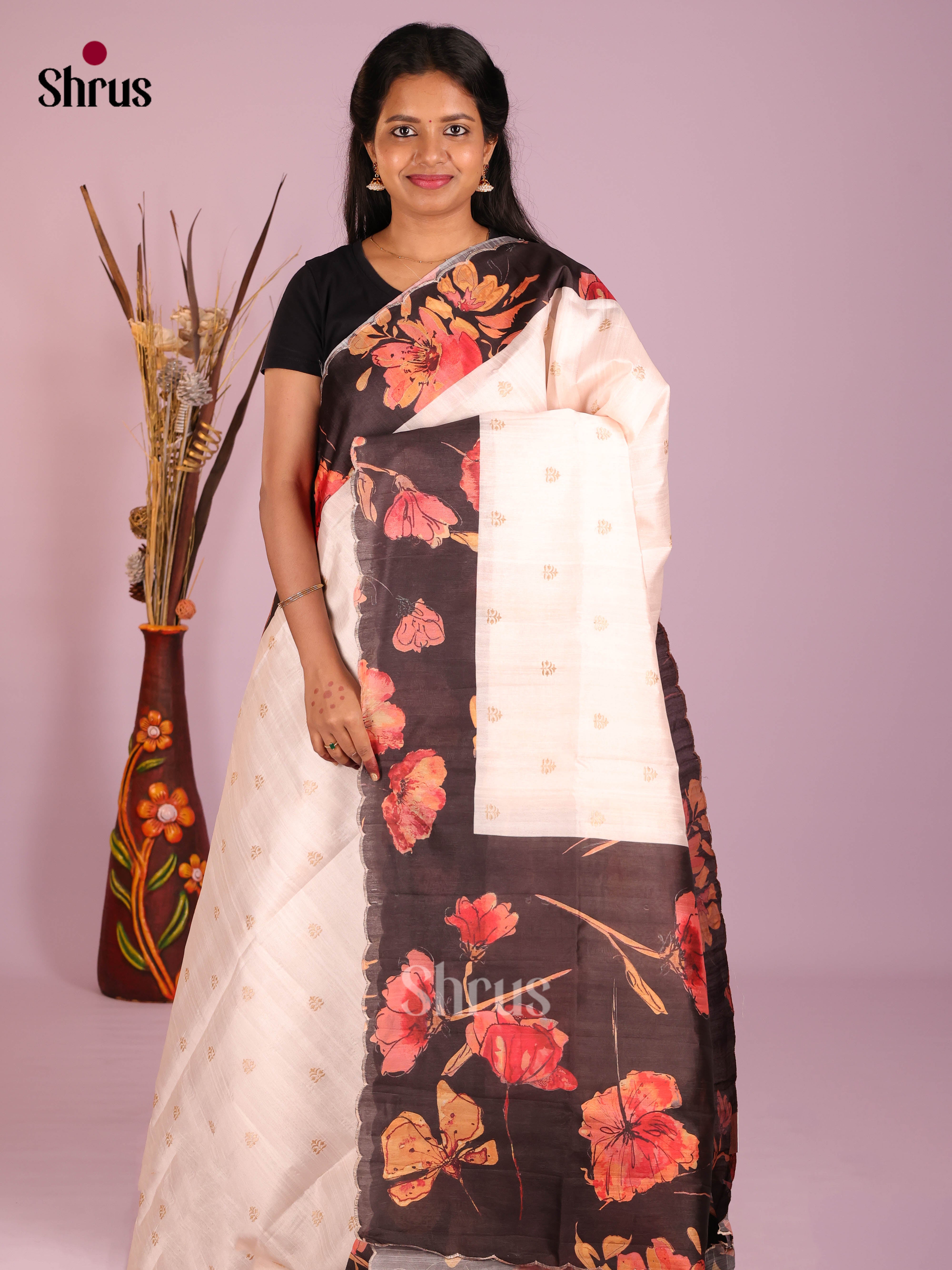 Cream & Black - Moonga Silk Saree