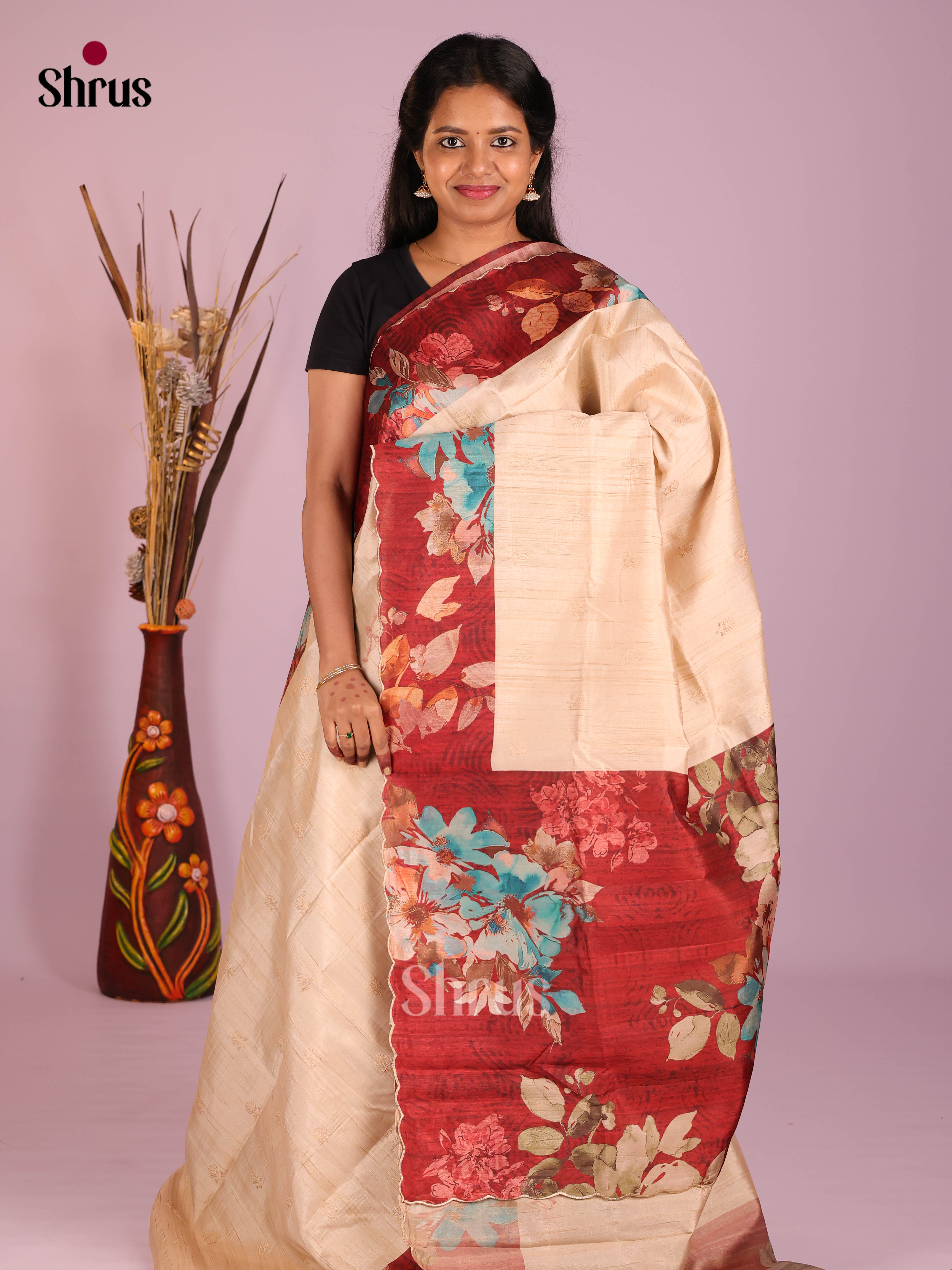DHS23460 - Moonga Silk Saree - Shop on Shrus.com