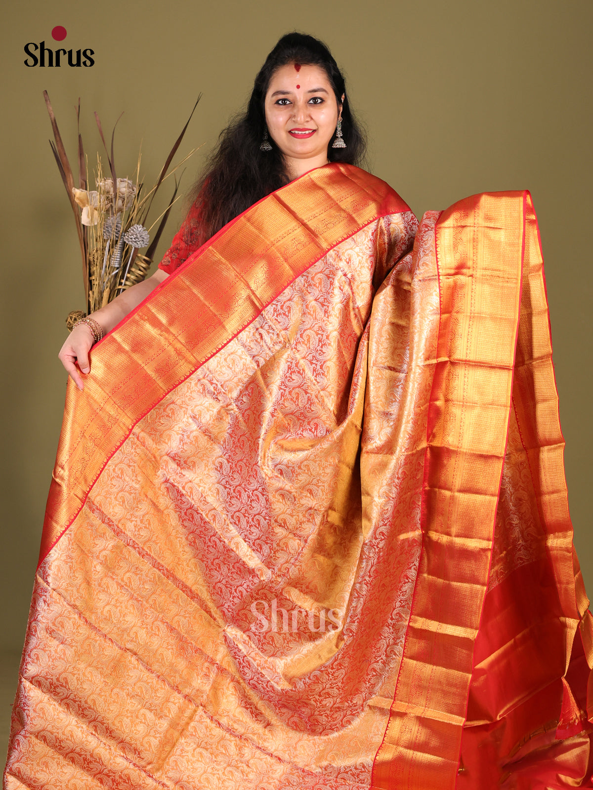 Breathtaking Orange Kanchipuram silk Saree with zari Nestling brocade & Red Border -1
