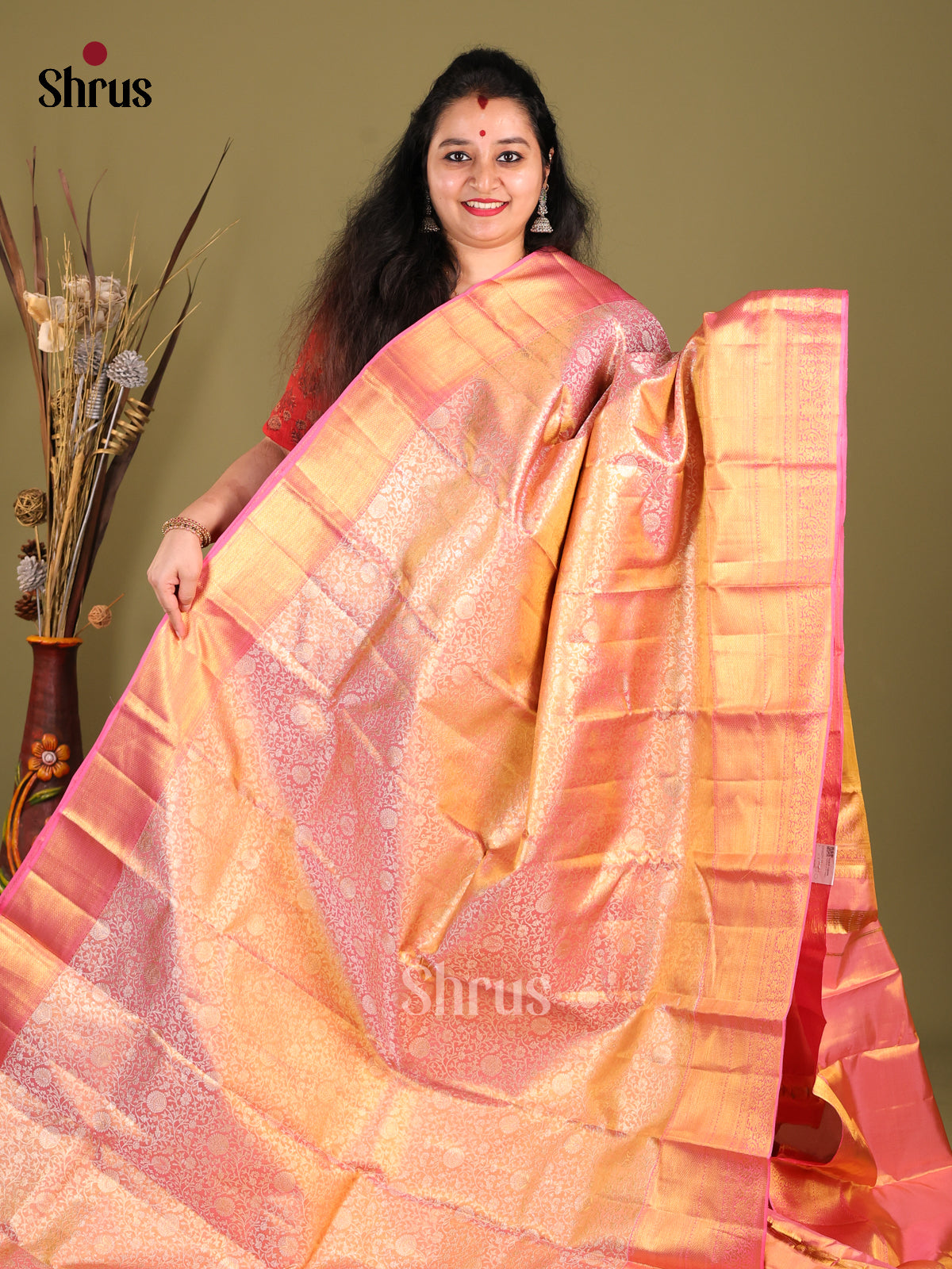 Timeless Pink Kanchipuram silk Saree woven with rich Zari Brocade & self zari border -1