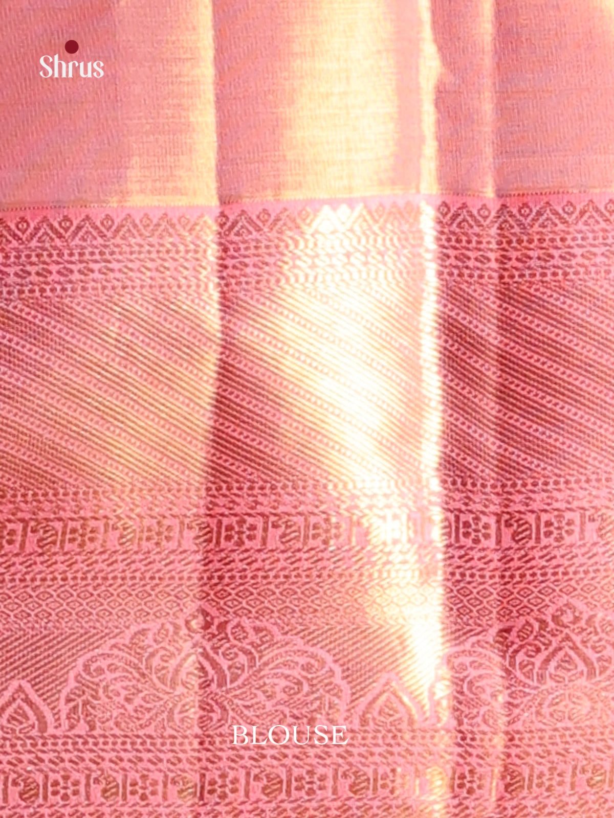 Glistening Peach & Golden Kanchipuram Saree With Rich Zari Brocade Body