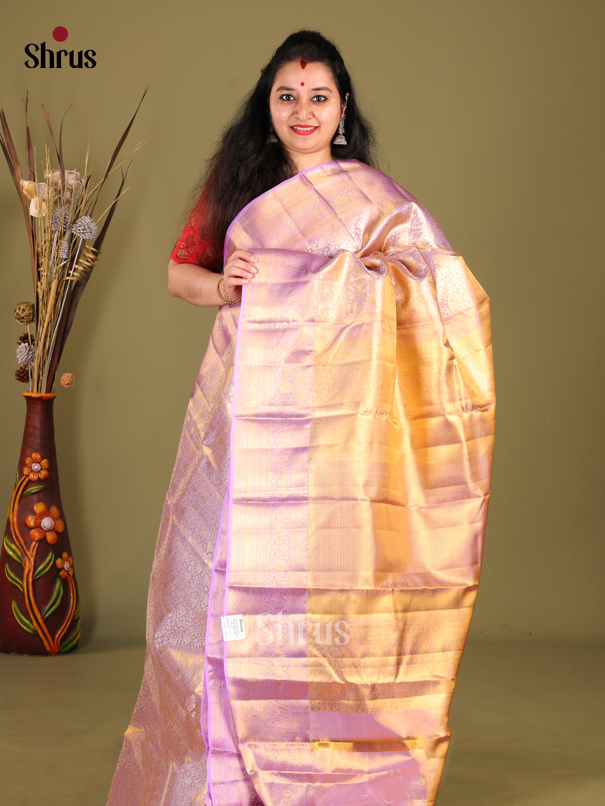 Elegant Lavender Kanjivaram Saree with zari floral nestling brocade Body - Shop on Shrus.com