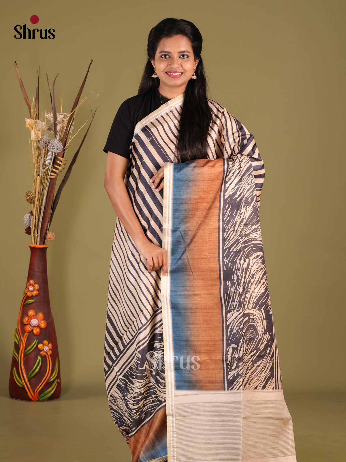 DHS25332 - Semi matka Saree - Shop on Shrus.com