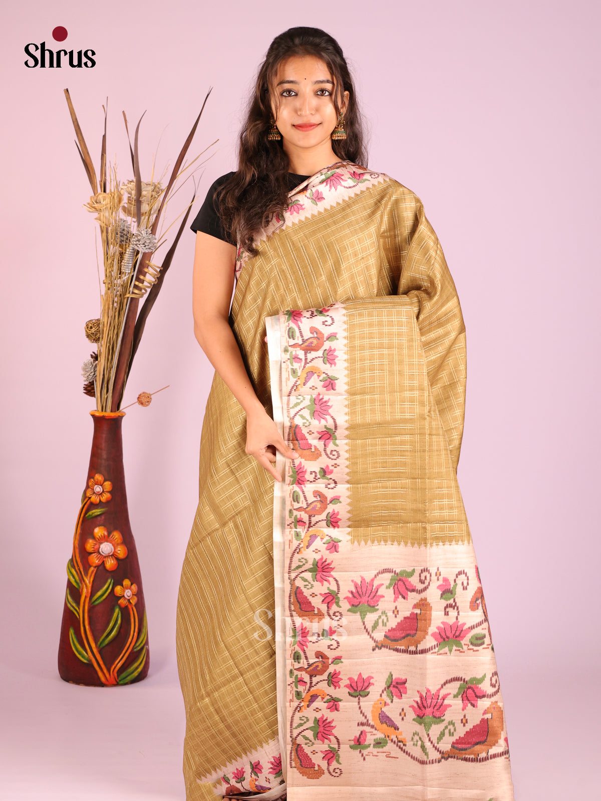 DHS25403 - Moonga Silk Saree