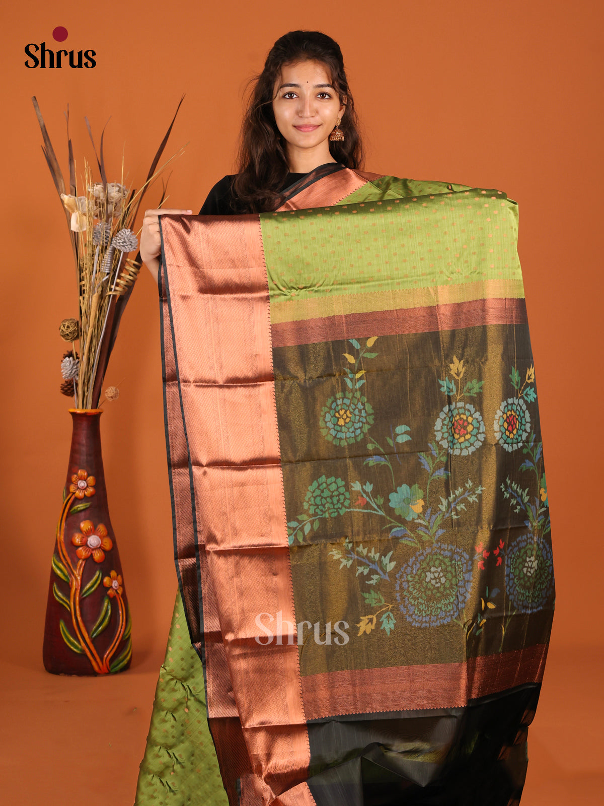 Green & Dark Green - Kanchipuram-halfpure Saree