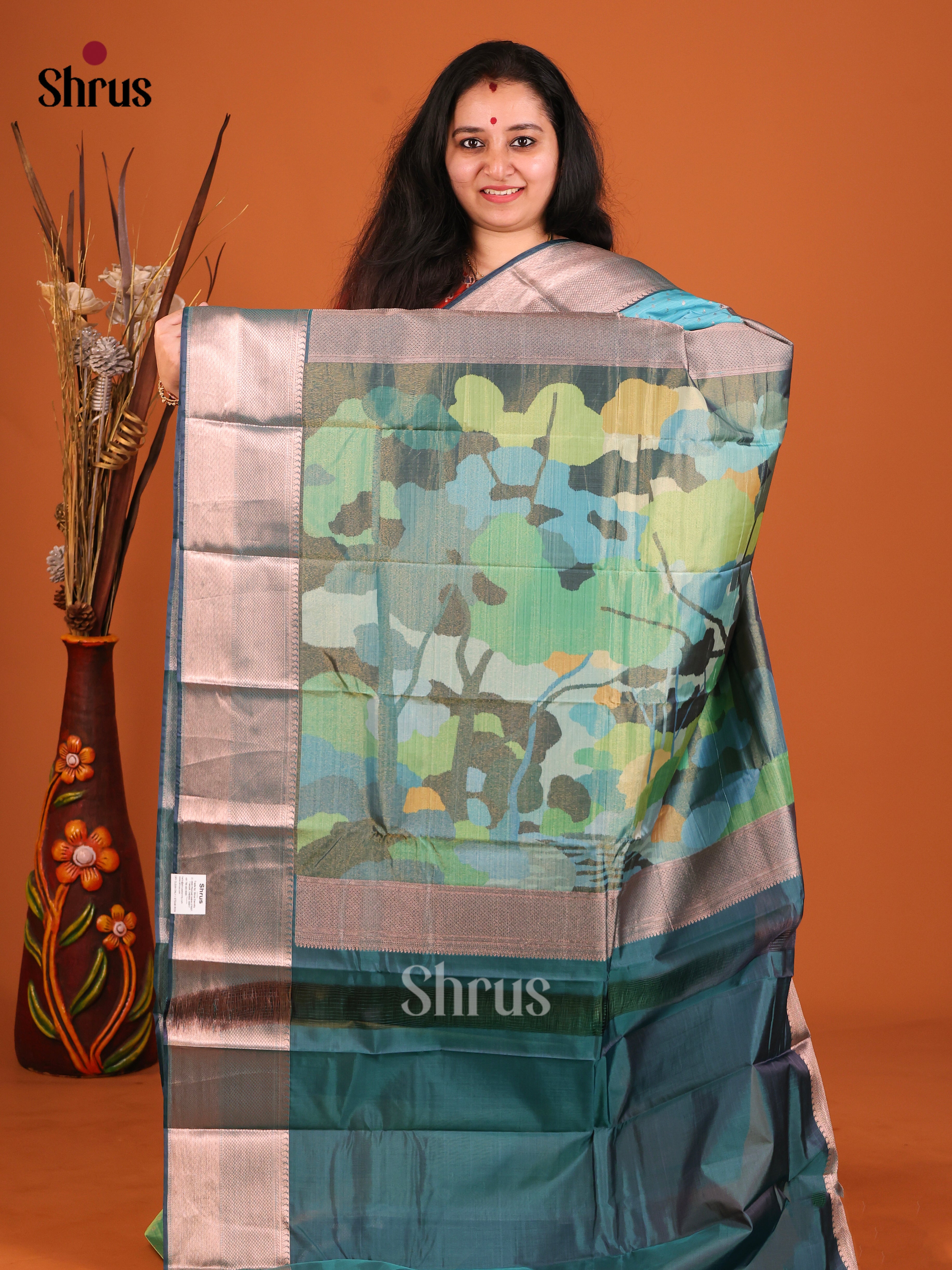 DHS26021 - Kanchipuram-halfpure Saree - Shop on Shrus.com