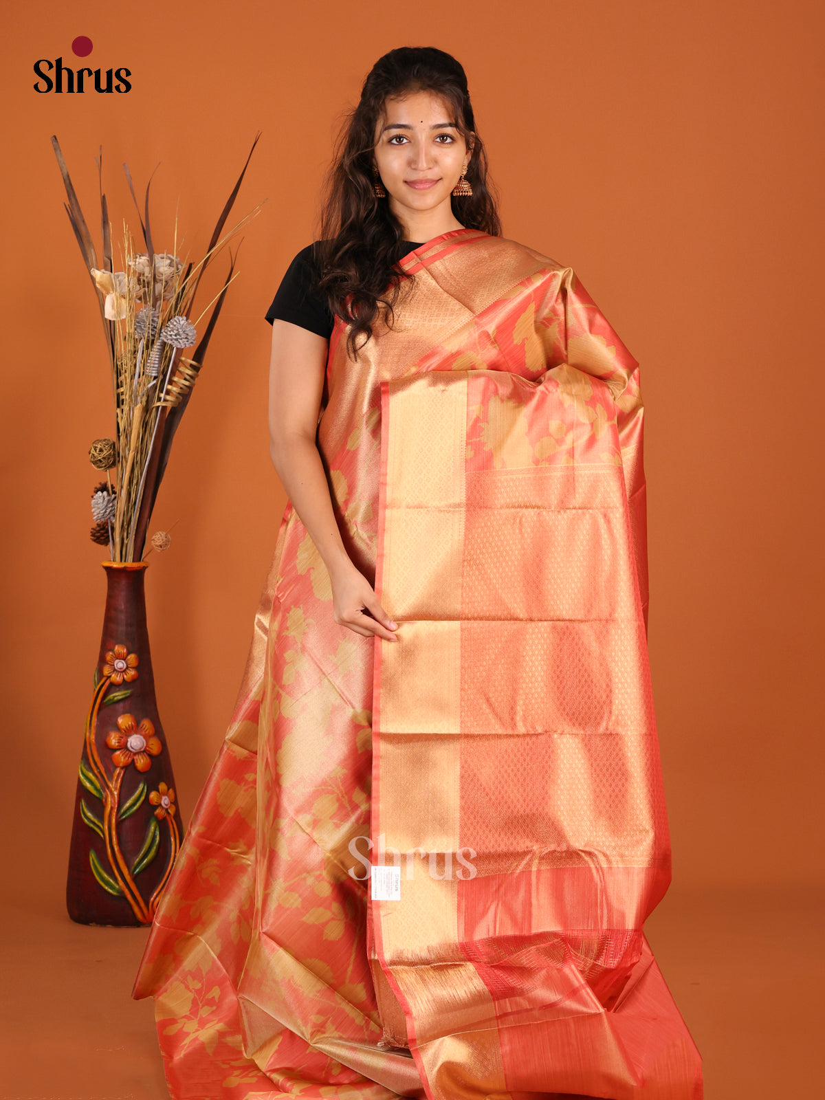 Orangish Pink & Gold - Kanchipuram-halfpure Saree - Shop on Shrus.com