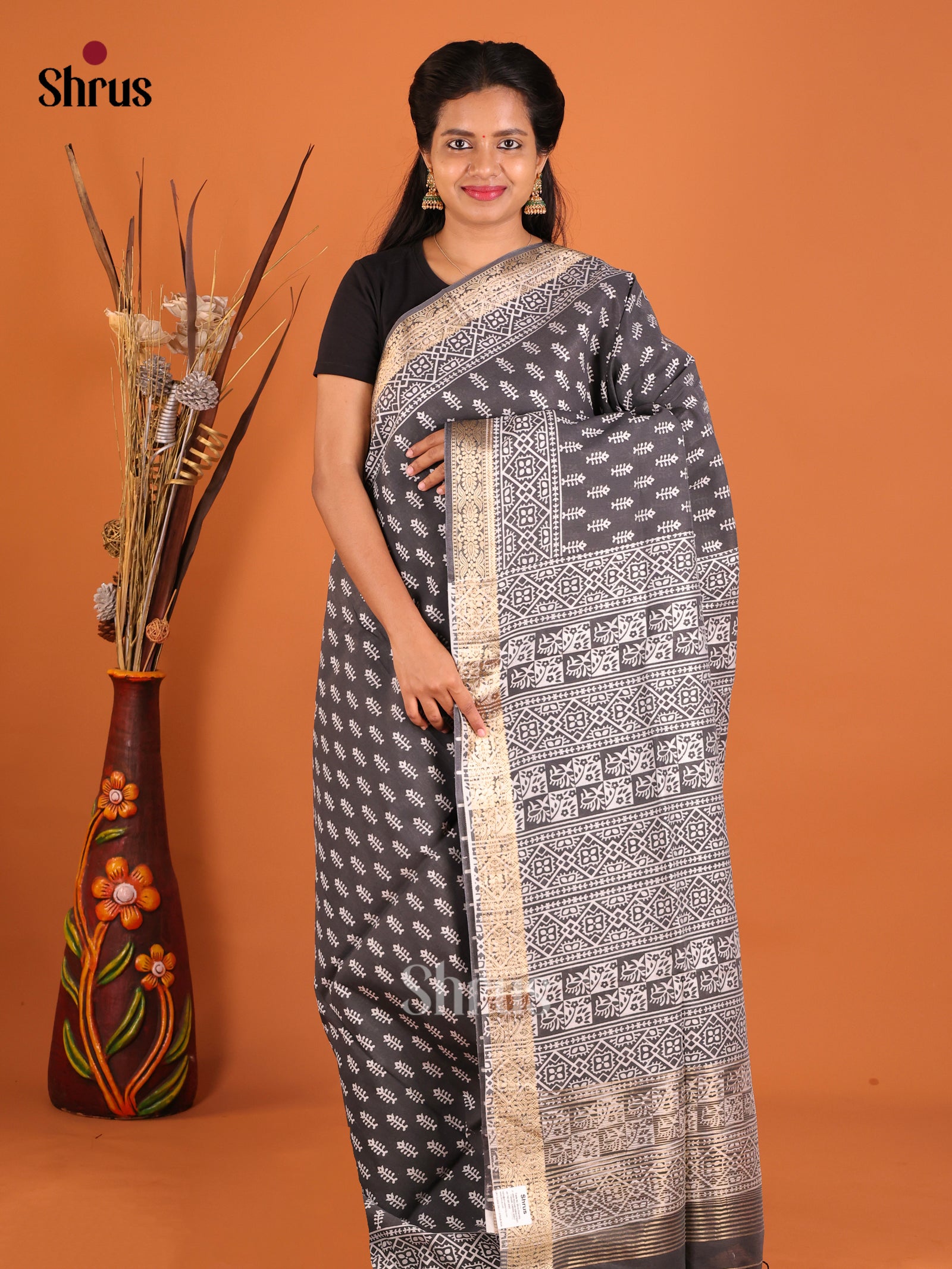 Black - Moonga Silk Saree