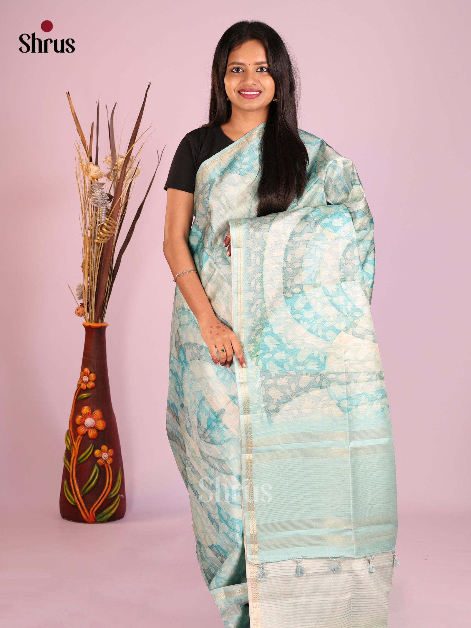 DHS28239 - Printed Semi Tussar Saree