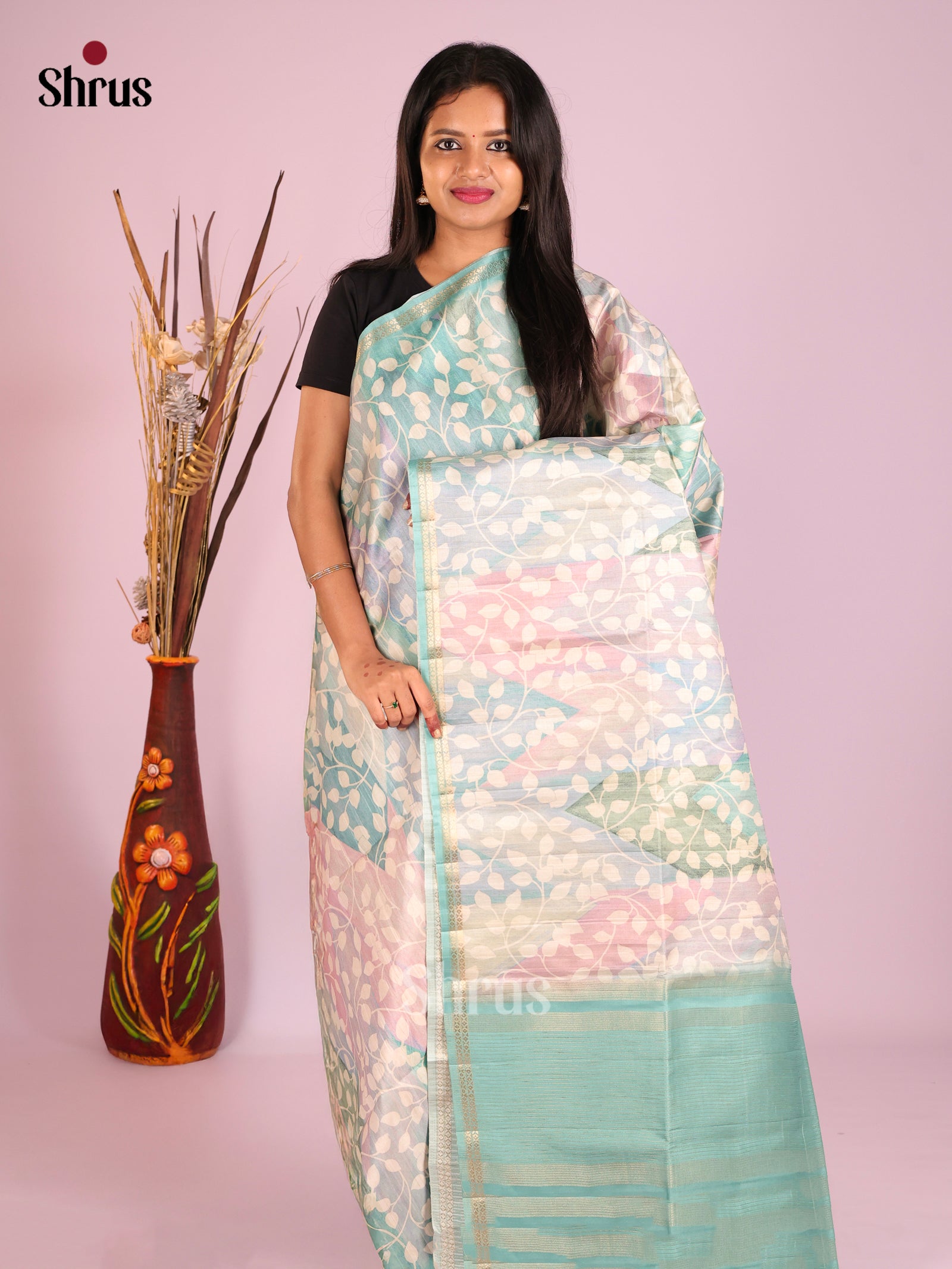 DHS28247 - Printed Semi Tussar Saree