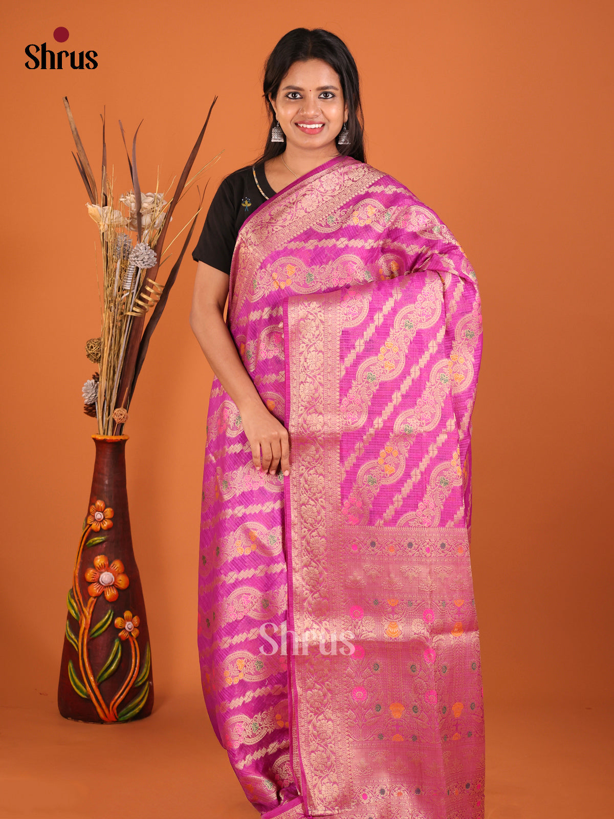 majenta lined zari North Silk Cotton Saree