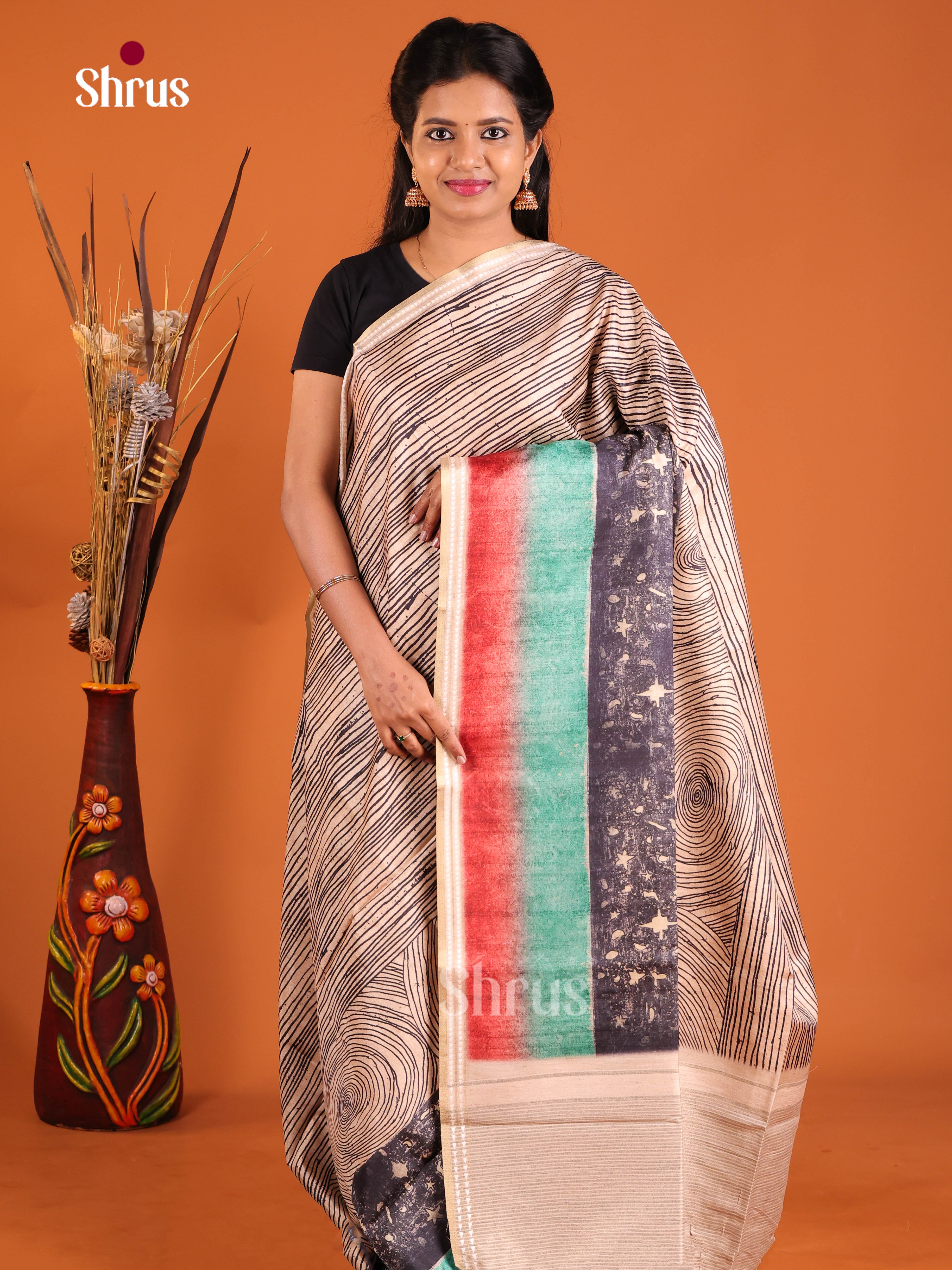 DHS28341 - Semi matka Saree