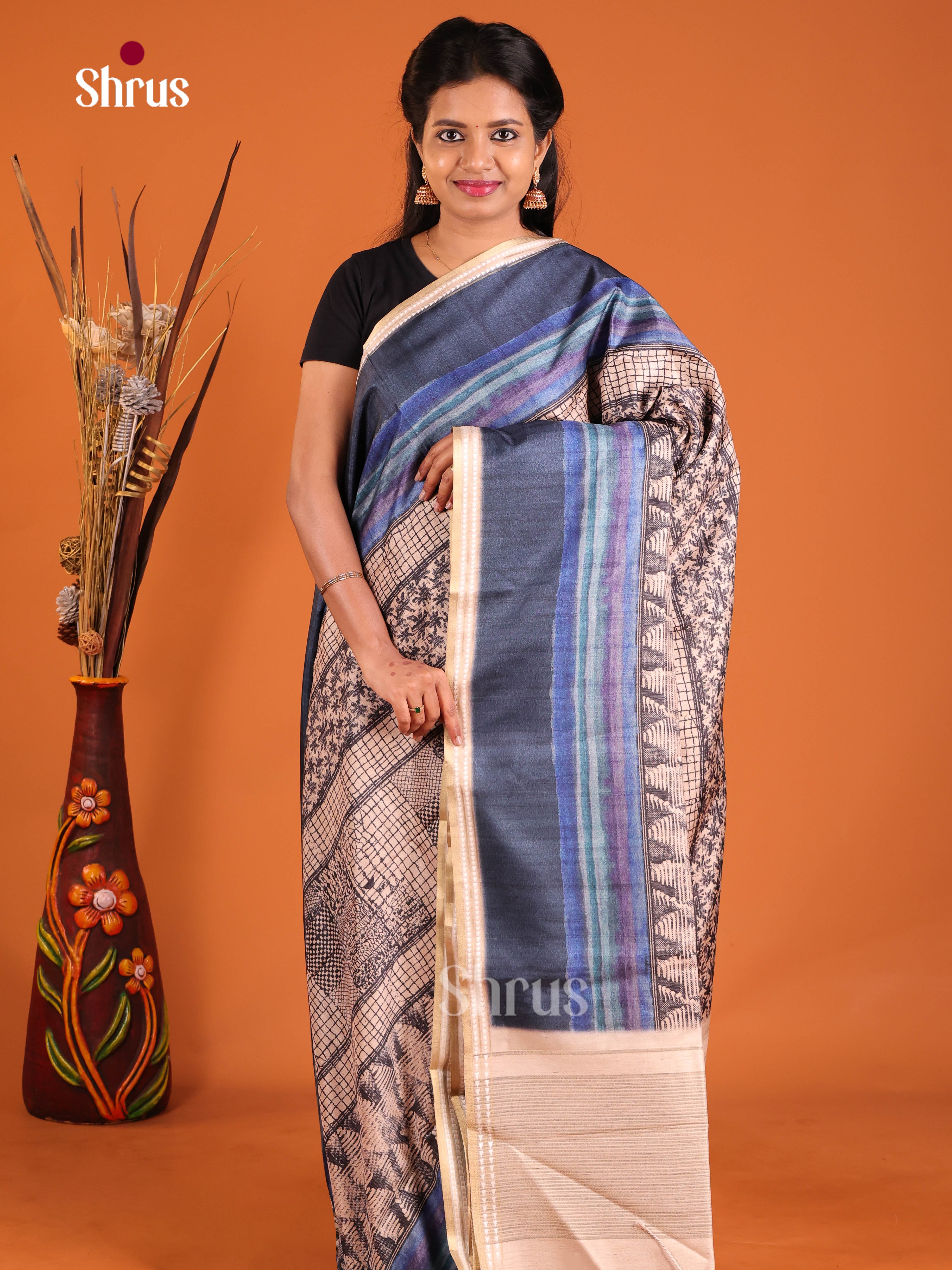 DHS28354 - Semi matka Saree