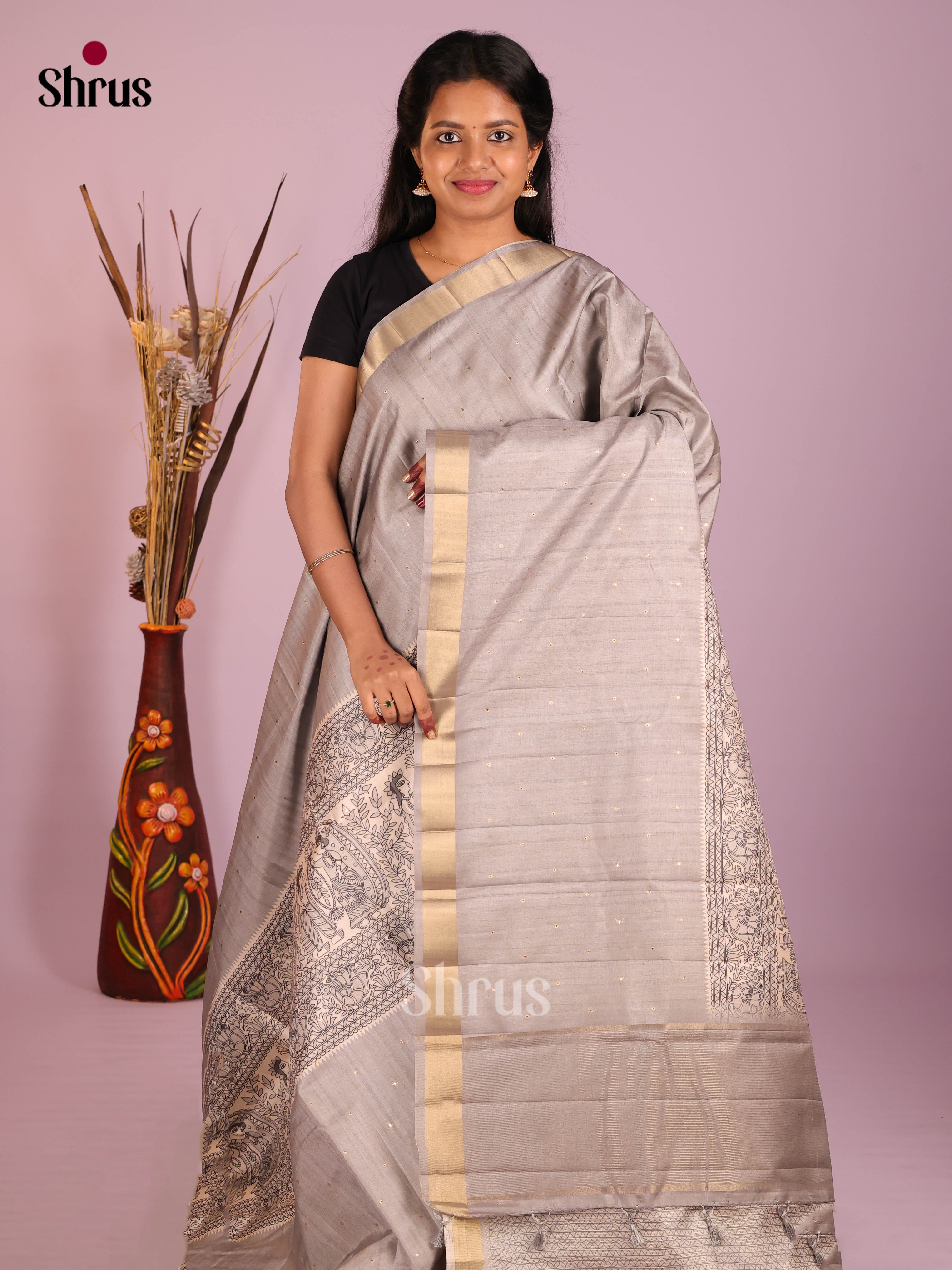 Cream & Grey - Moonga Silk Saree