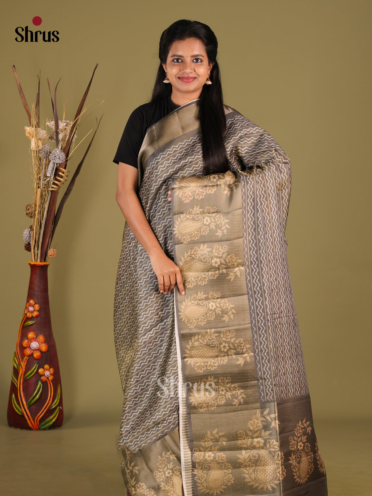 DHS28426 - Semi matka Saree