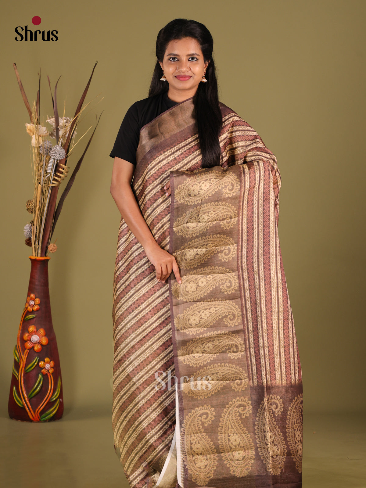 DHS28442 - Semi matka Saree