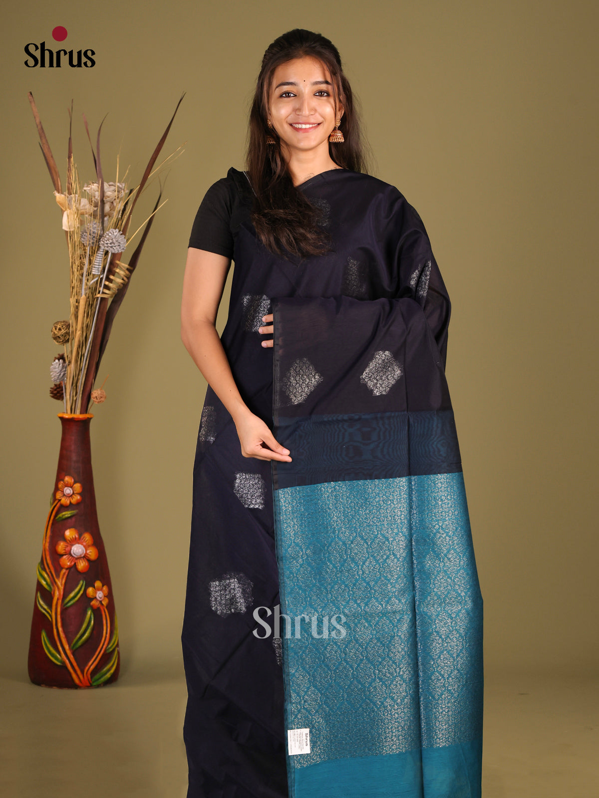 DHS29218 - Semi Silkcotton Saree - Shop on Shrus.com