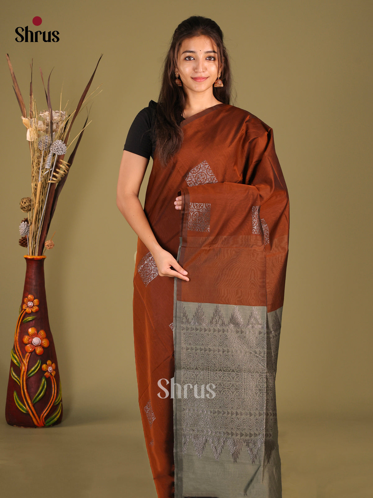 Brown & Grey- Semi Silkcotton Saree