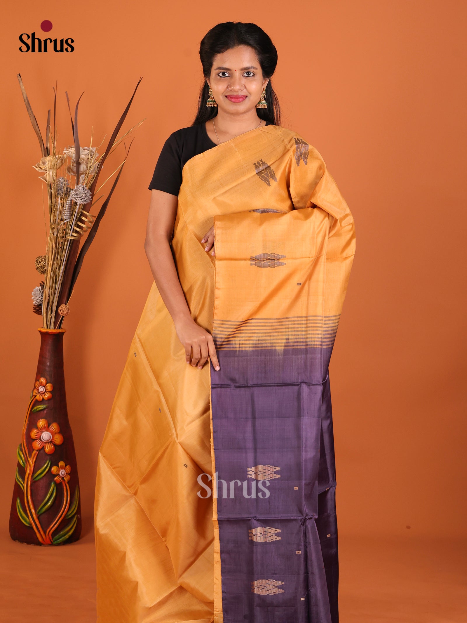 DHS29470 - Banana Pith without blouse Saree - Shop on Shrus.com