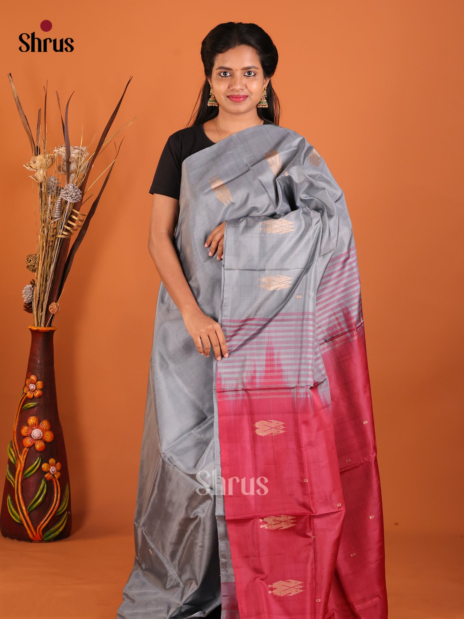 DHS29476 - Banana Pith without blouse Saree - Shop on Shrus.com