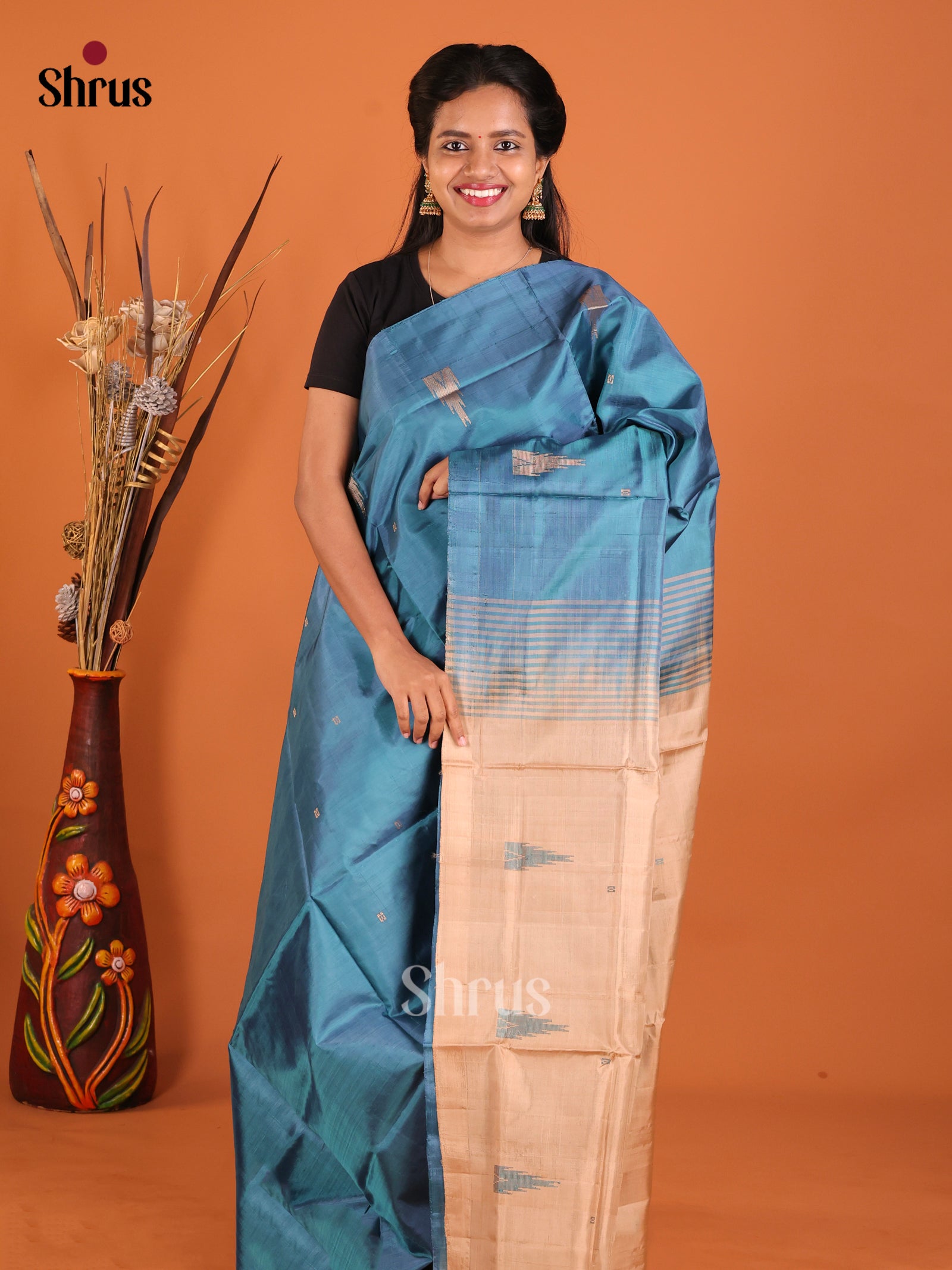 DHS29486 - Banana Pith without blouse Saree - Shop on Shrus.com