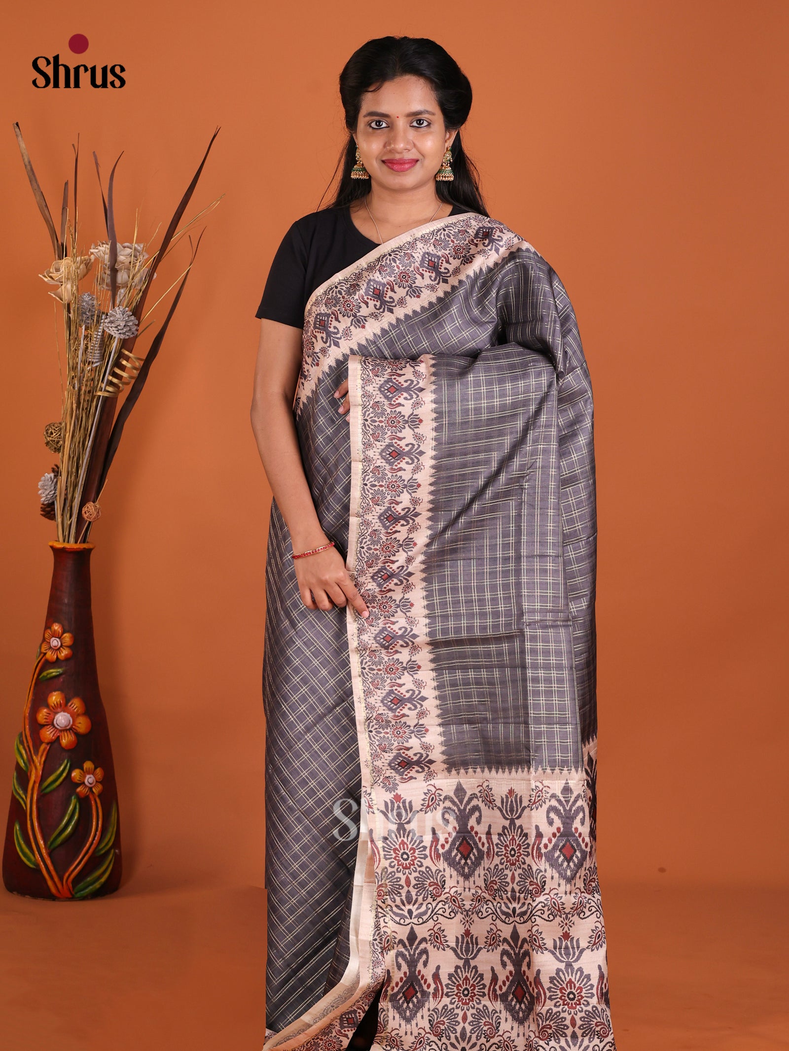 Grey & Cream - Moonga Silk Saree