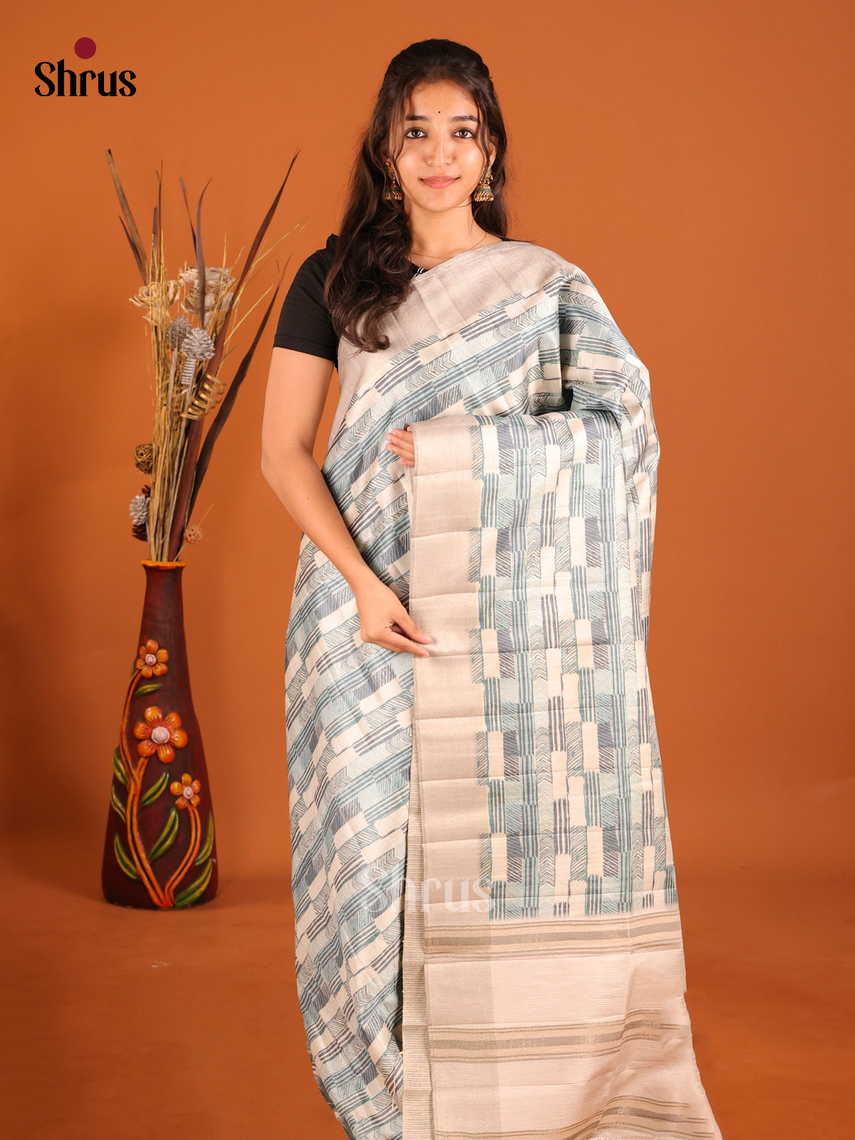 DHS30102 - Semi matka Saree