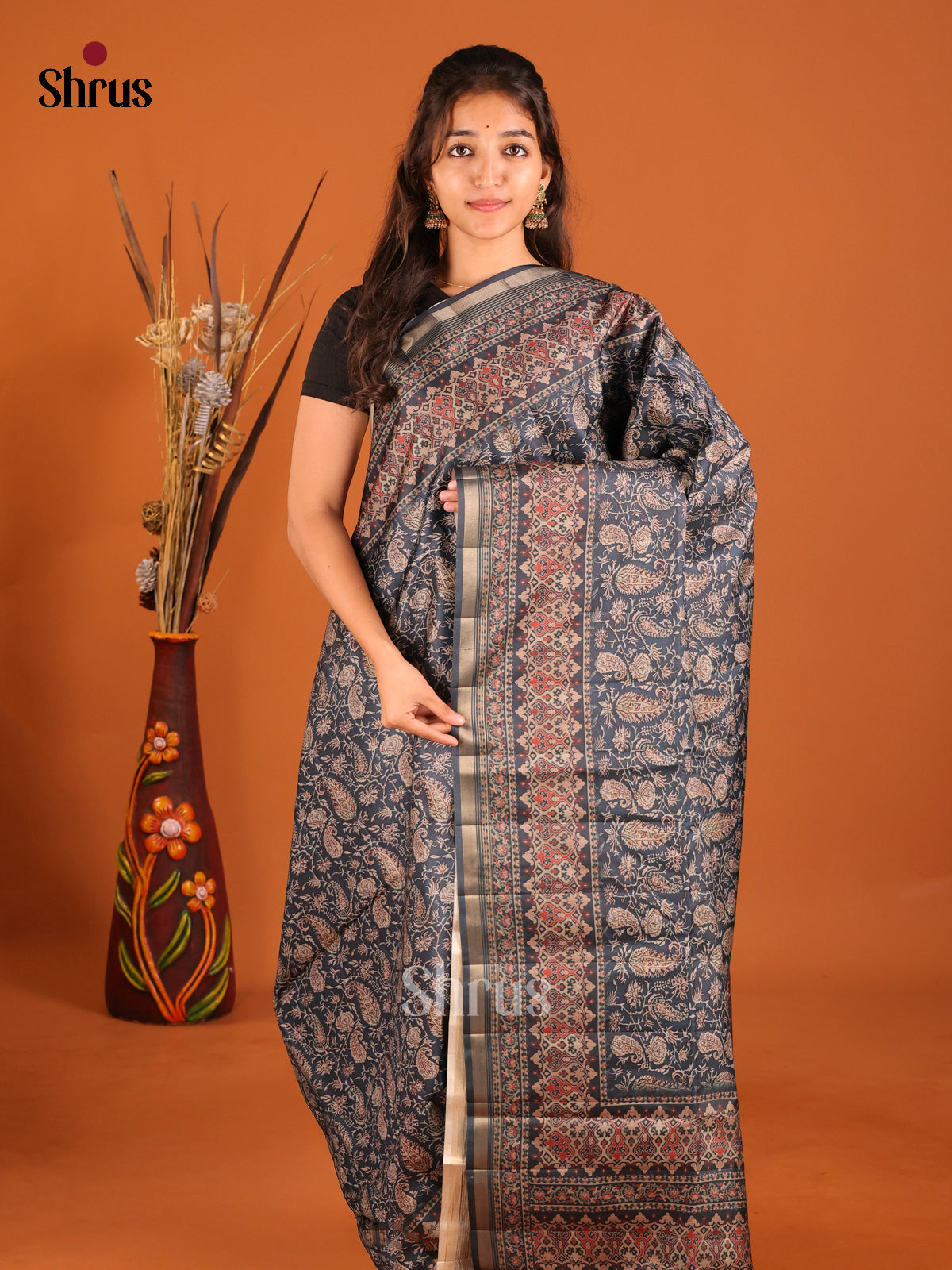 DHS30119 - Semi matka Saree