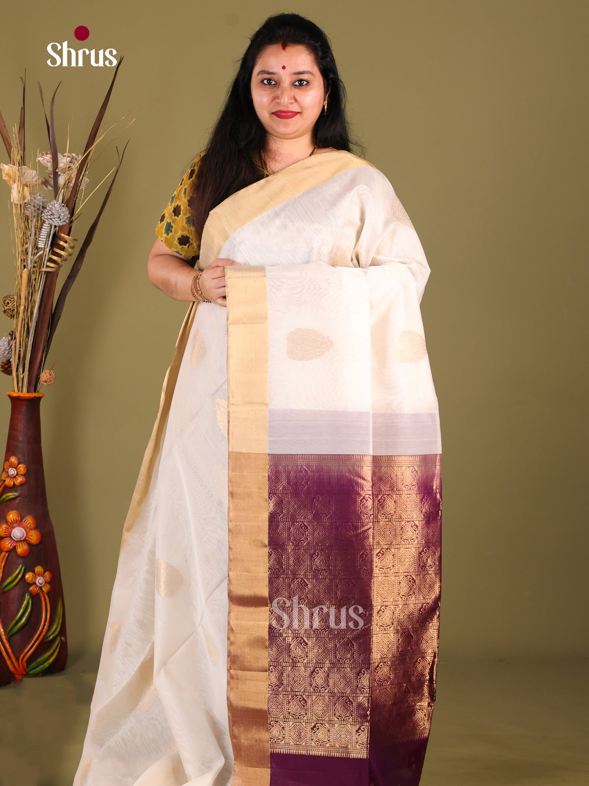 DHS30313 - Silk Cotton Saree - Shop on Shrus.com