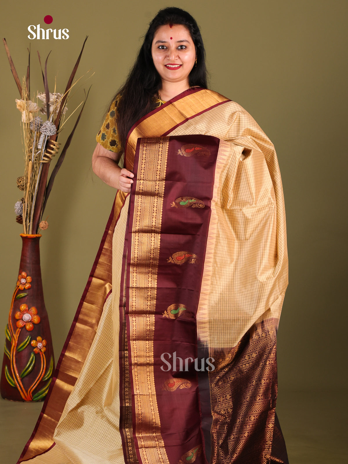 Chic Cream Silk Cotton Saree With Zari Checks & Brown Korvai Zari Border