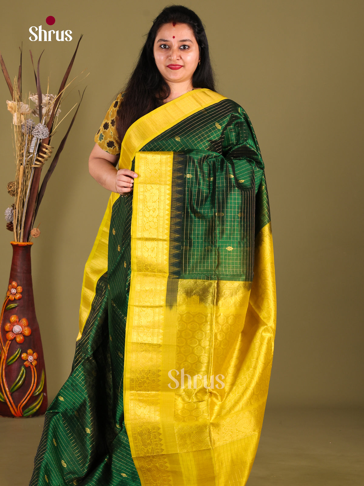 DIS01011 - Korvai-kattams Saree - Shop on Shrus.com