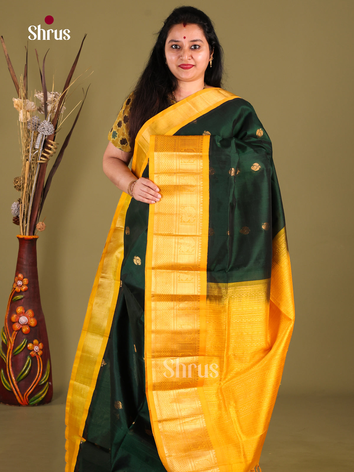 DIS01039 - Korvai-Big border Saree - Shop on Shrus.com