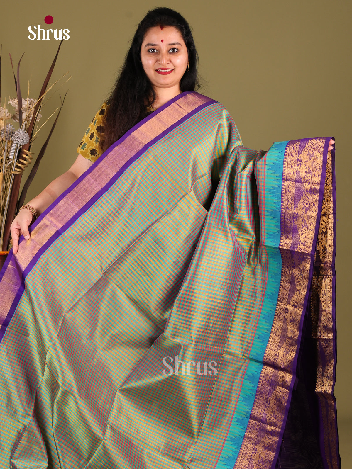 Pretty Green Silk Cotton Saree With Checks & Violet Korvai Zari Border 1