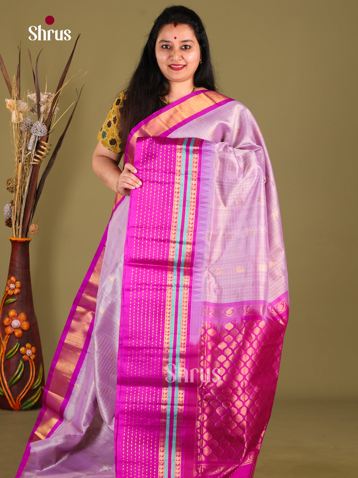 Regal Lavender Silk Cotton Saree With Zari Checks, Buttas & Majenta Korvai Zari Border