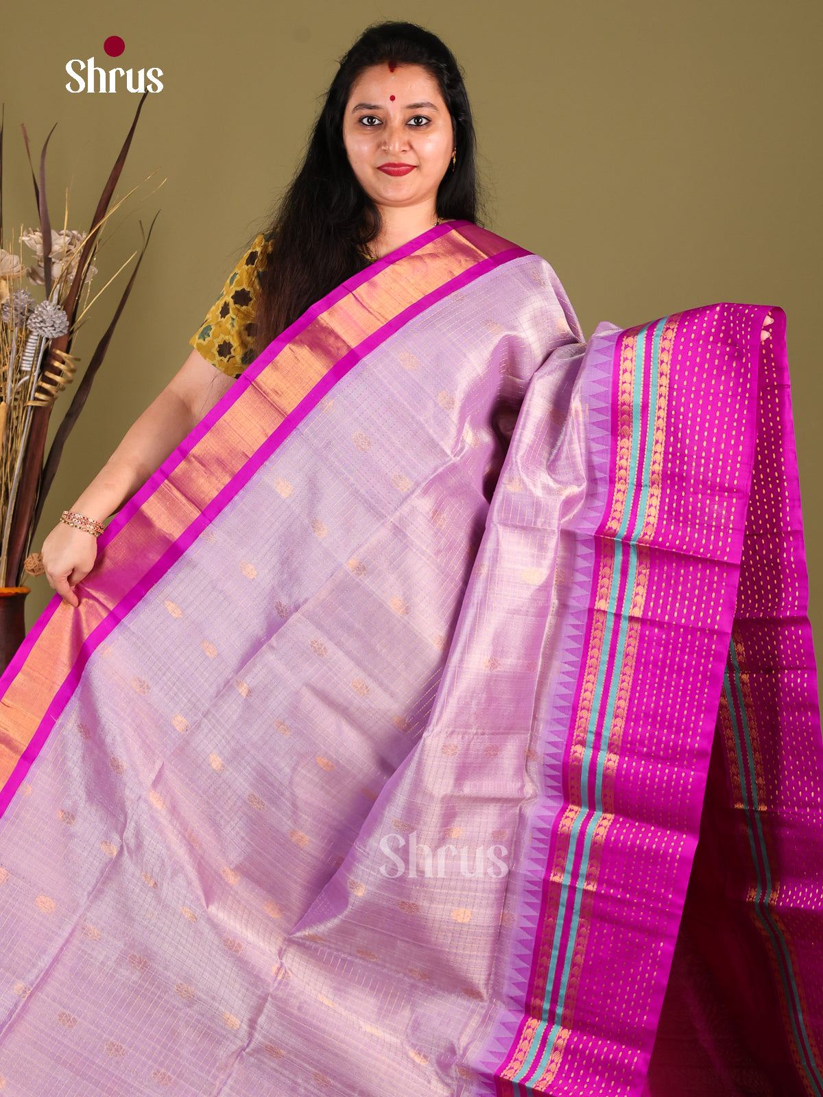 Regal Lavender Silk Cotton Saree With Zari Checks, Buttas & Majenta Korvai Zari Border 1
