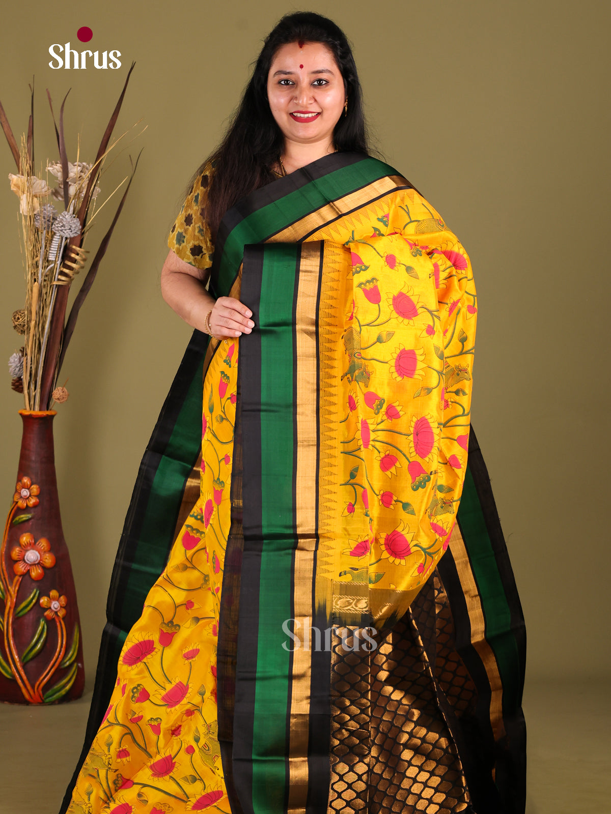 Glorious Yellow Silk Cotton Saree With Floral Prints & Black Brocade Pallu - Shop on Shrus.com