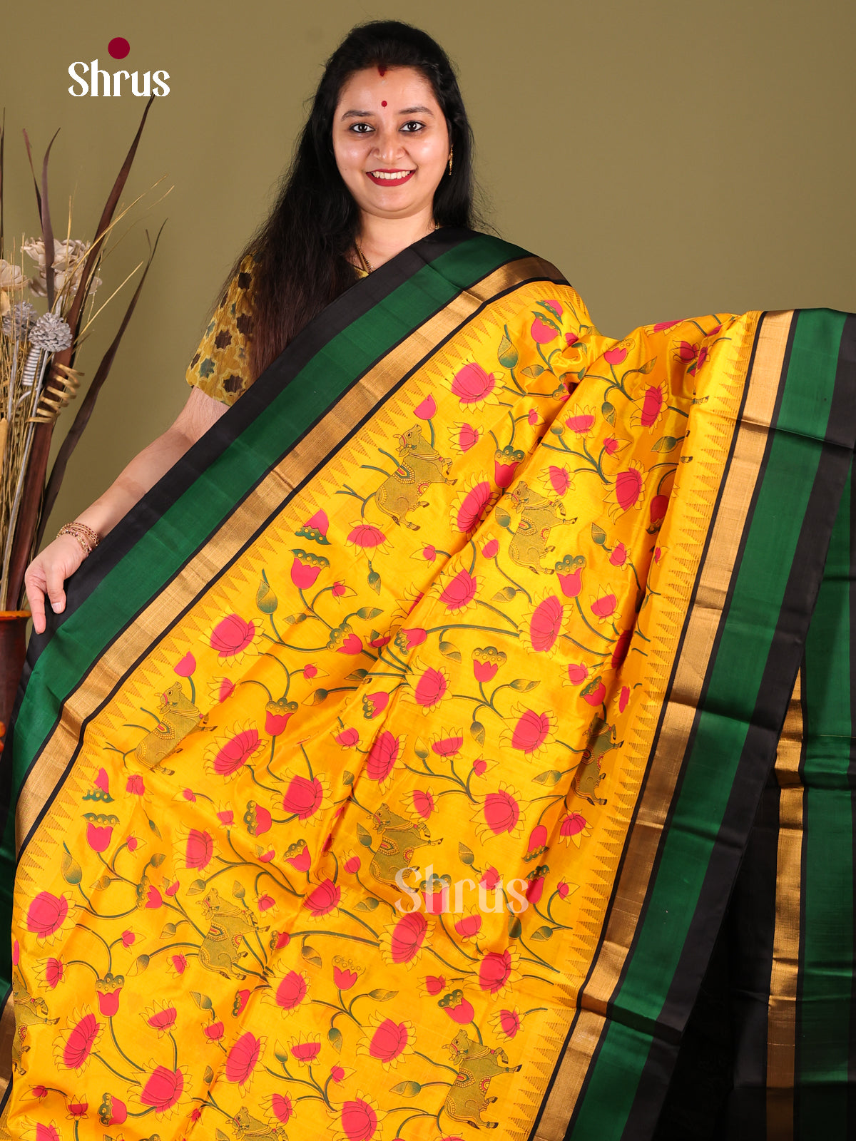 Glorious Yellow Silk Cotton Saree With Floral Prints & Black Brocade Pallu - Shop on Shrus.com