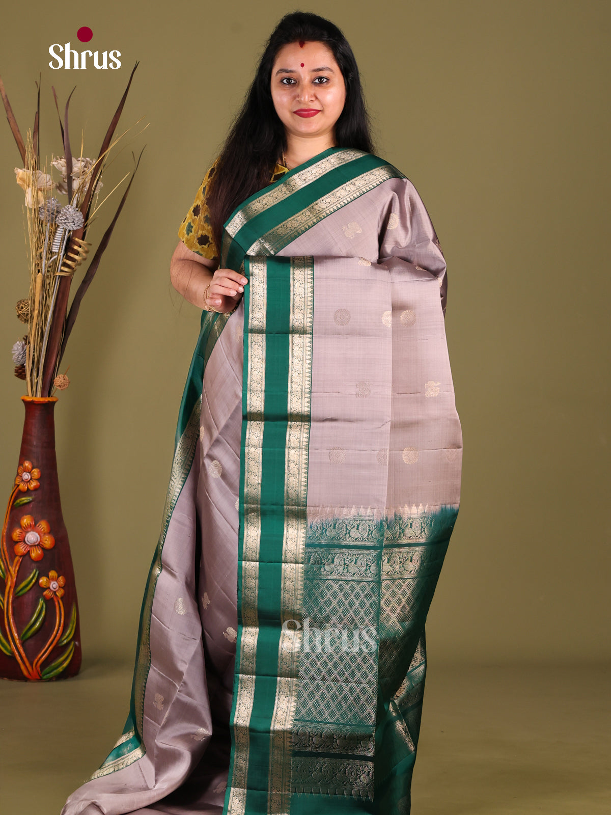 DIS01178 - Soft Silk (HR) Saree - Shop on Shrus.com